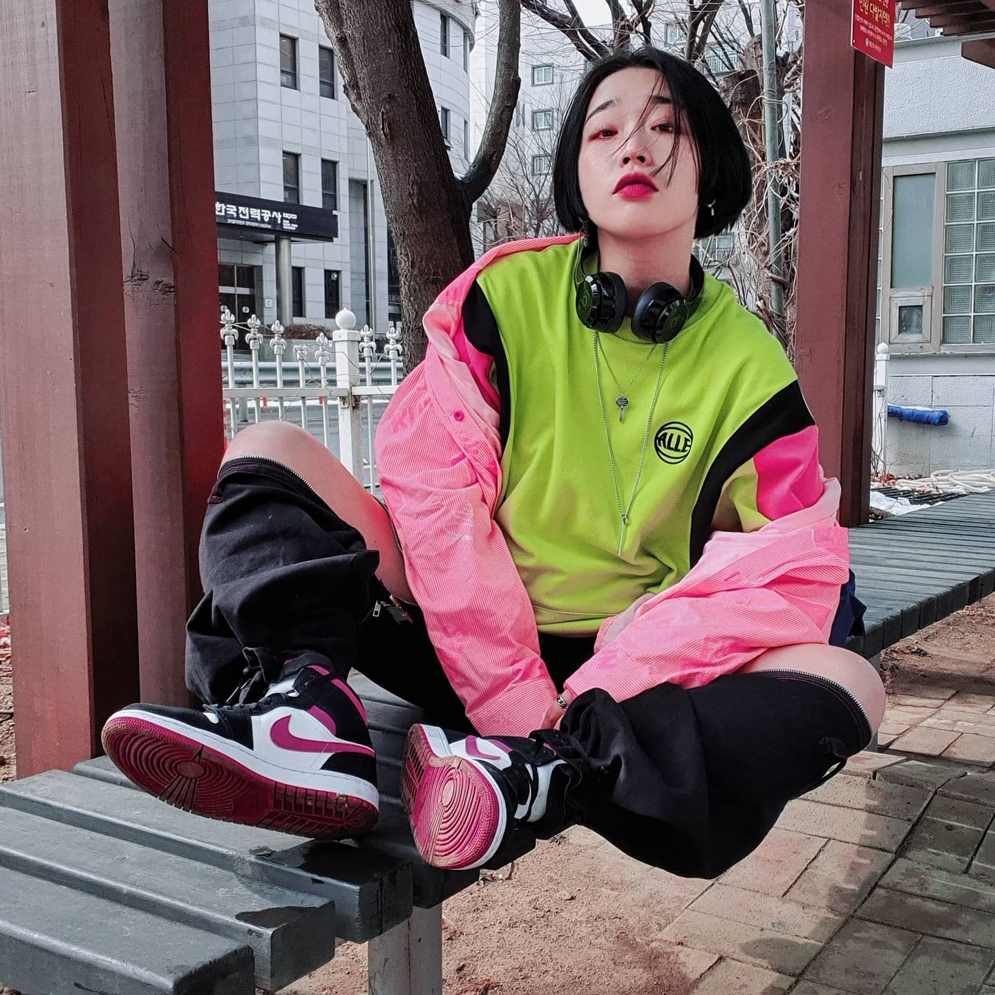 (W) Jordan 1 Mid Cactus Flower 착용 스타일 - 2