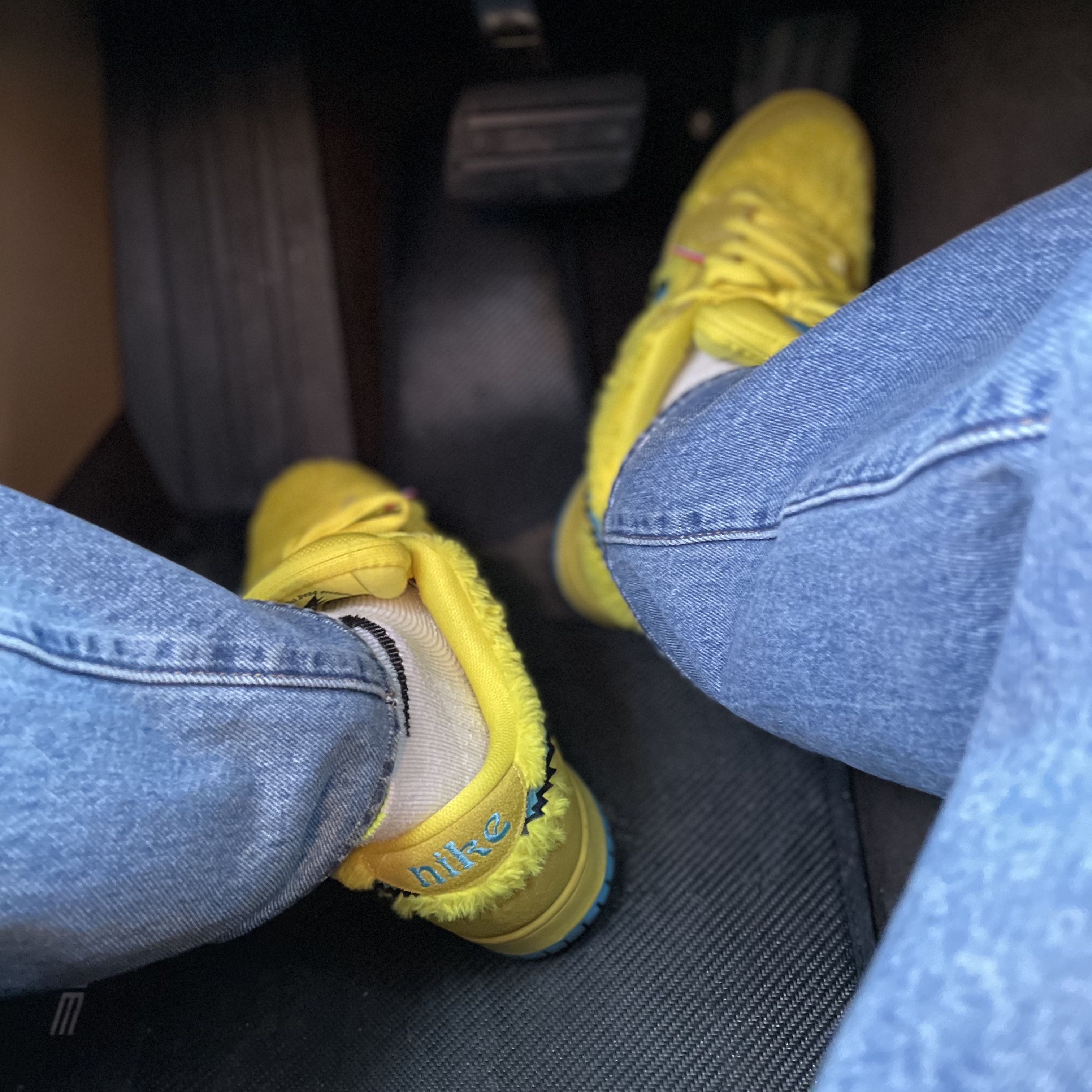 Nike x Sacai VaporWaffle Royal Fuchsia, Nike x Grateful Dead SB Dunk Low Yellow Bear 착용 스타일 - 4
