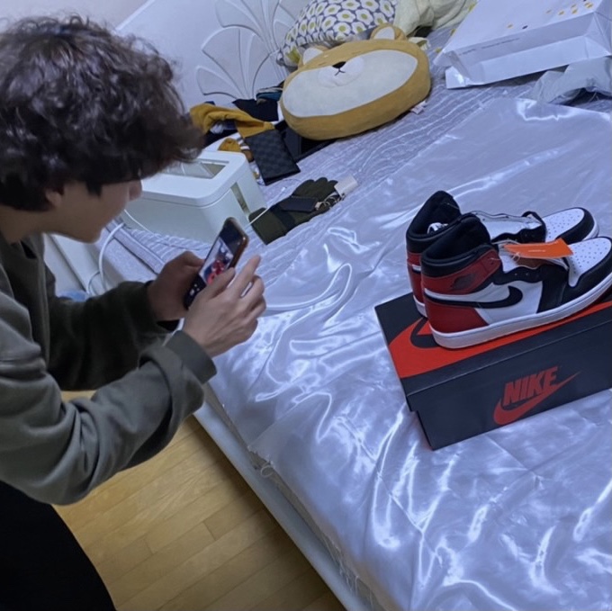Jordan 1 Retro High OG Black Toe 2016 착용 스타일 - 3