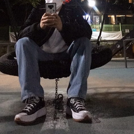 Converse Run Star Hike Hi Black White Gum 착용 스타일