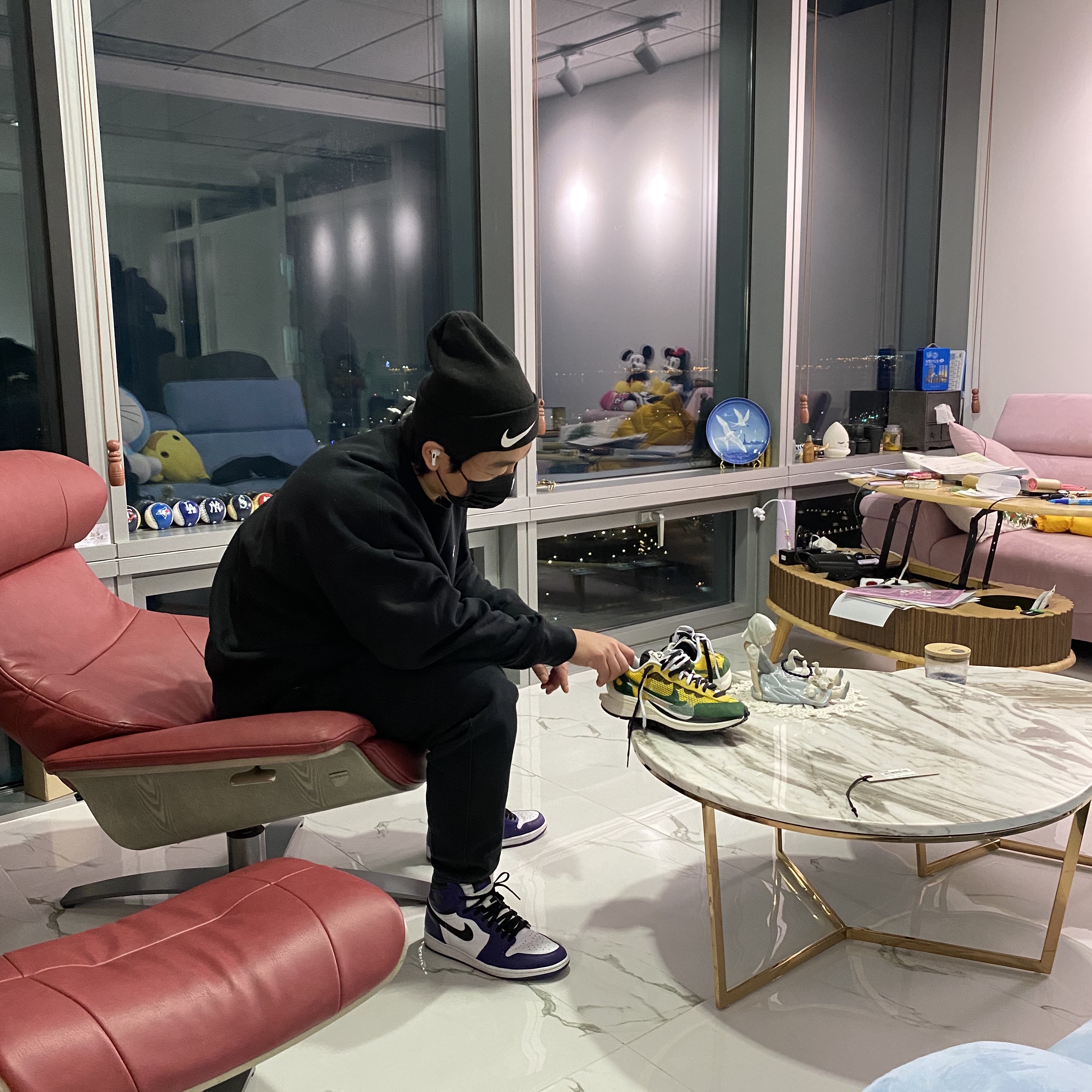 Jordan 1 Retro High OG Court Purple 2020, Nike x Sacai VaporWaffle Tour Yellow & Gorge Green Sail 착용 스타일 - 2