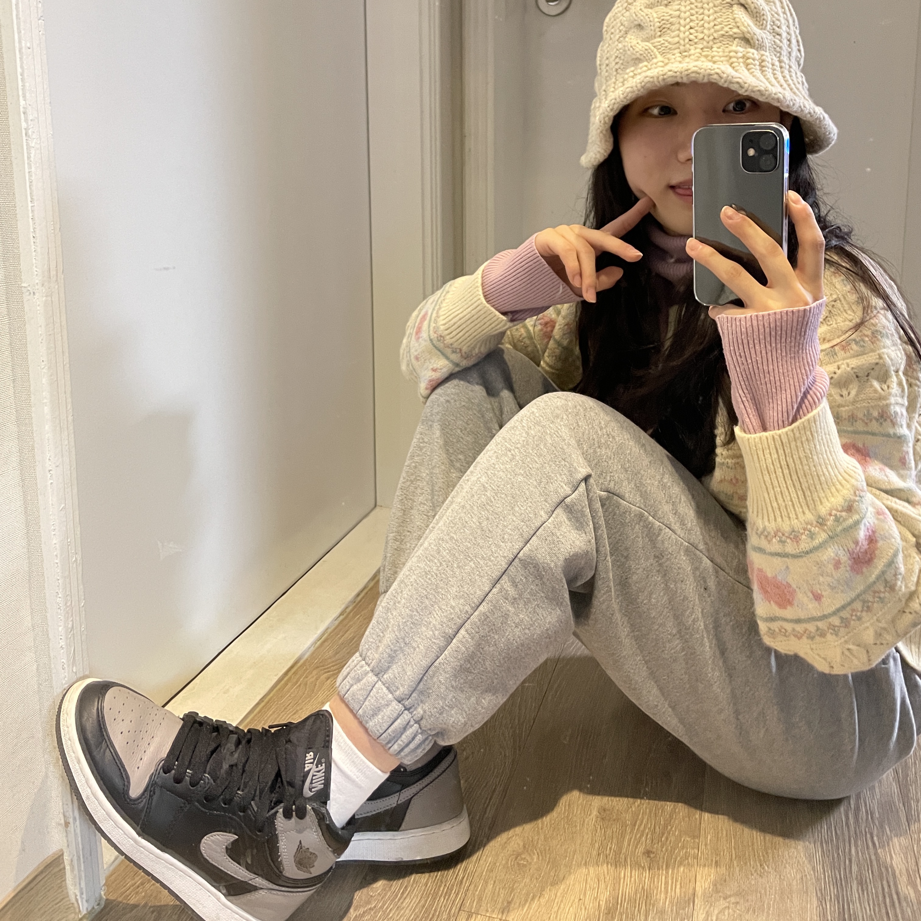 (GS) Jordan 1 Retro High OG Shadow 2018 착용 스타일 - 2