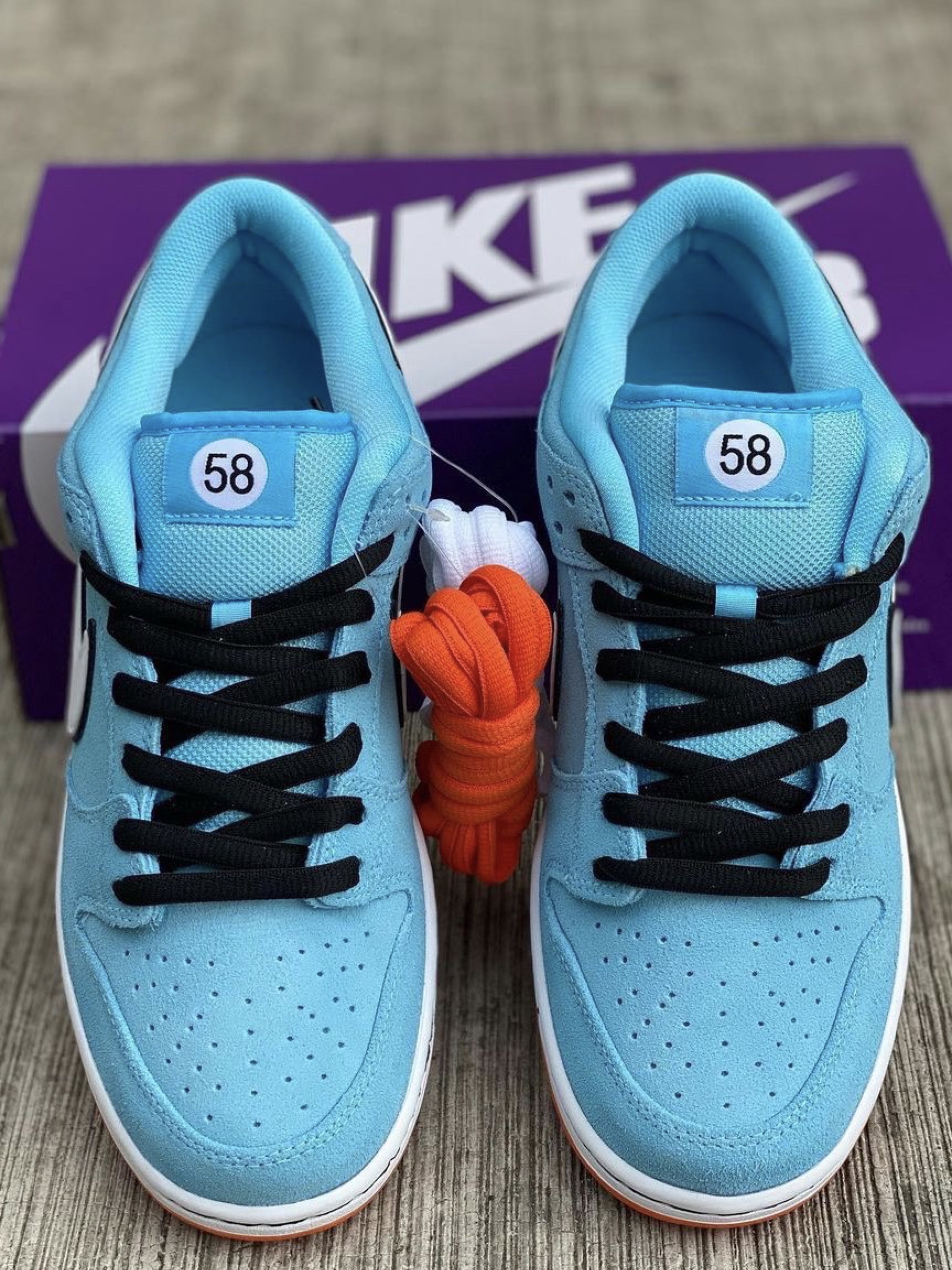 Nike SB Dunk Low Pro Blue Chill 착용 스타일 - 3