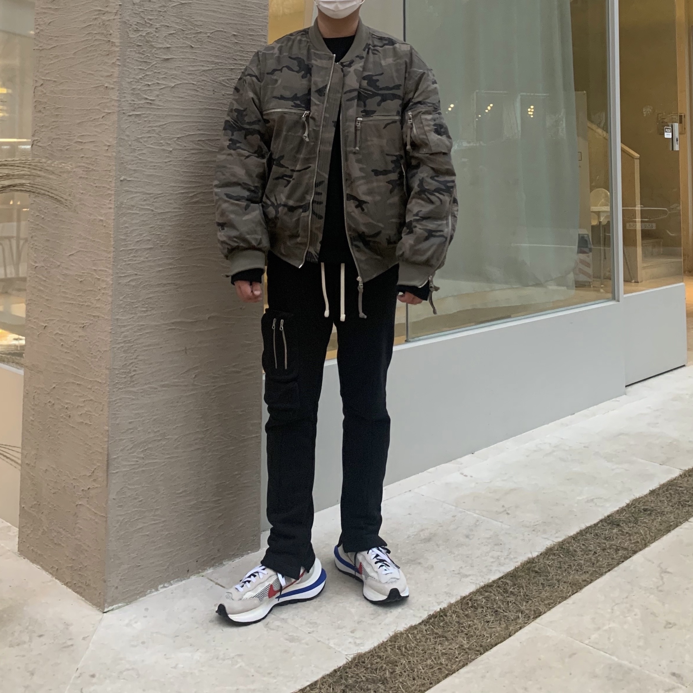 Nike x Sacai VaporWaffle Royal Fuchsia 착용 스타일