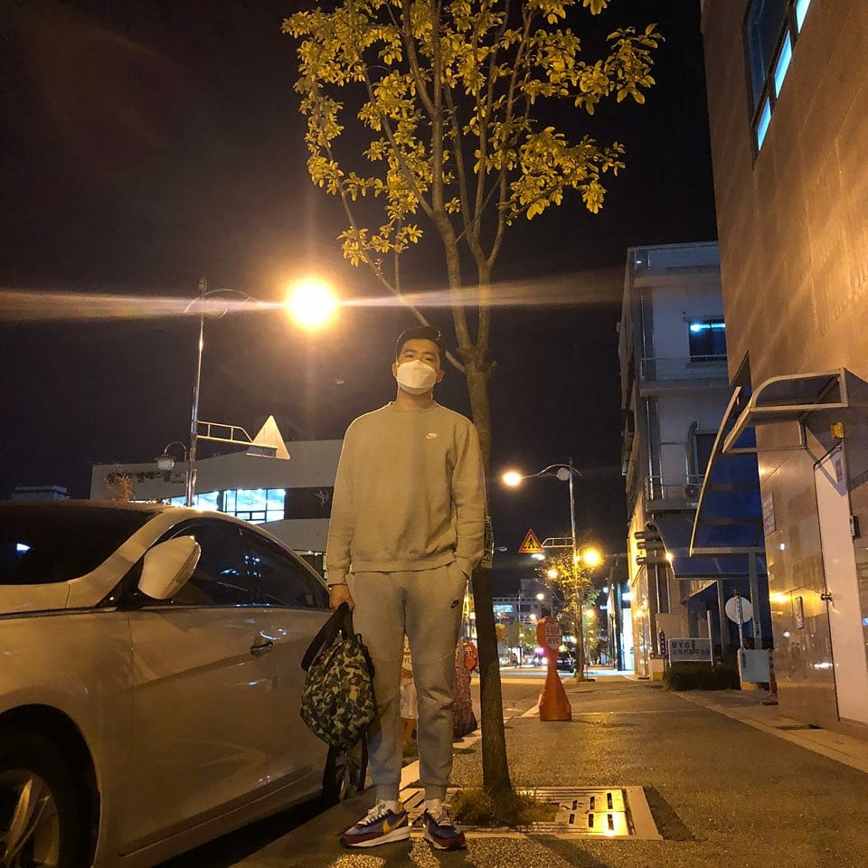 Nike x Sacai LDWaffle Blue Multi 착용 스타일