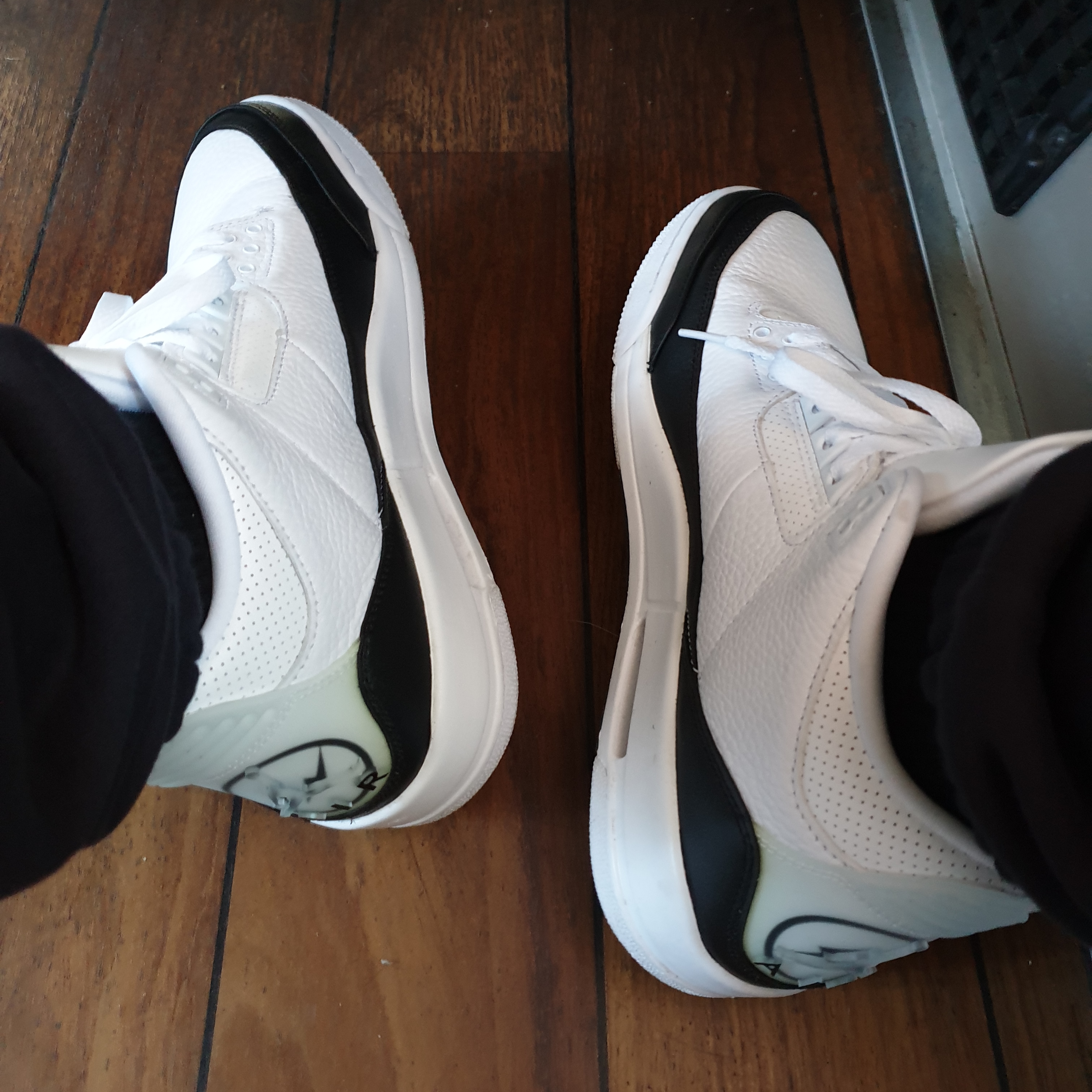 Jordan 3 x Fragment Retro SP White Black 착용 스타일