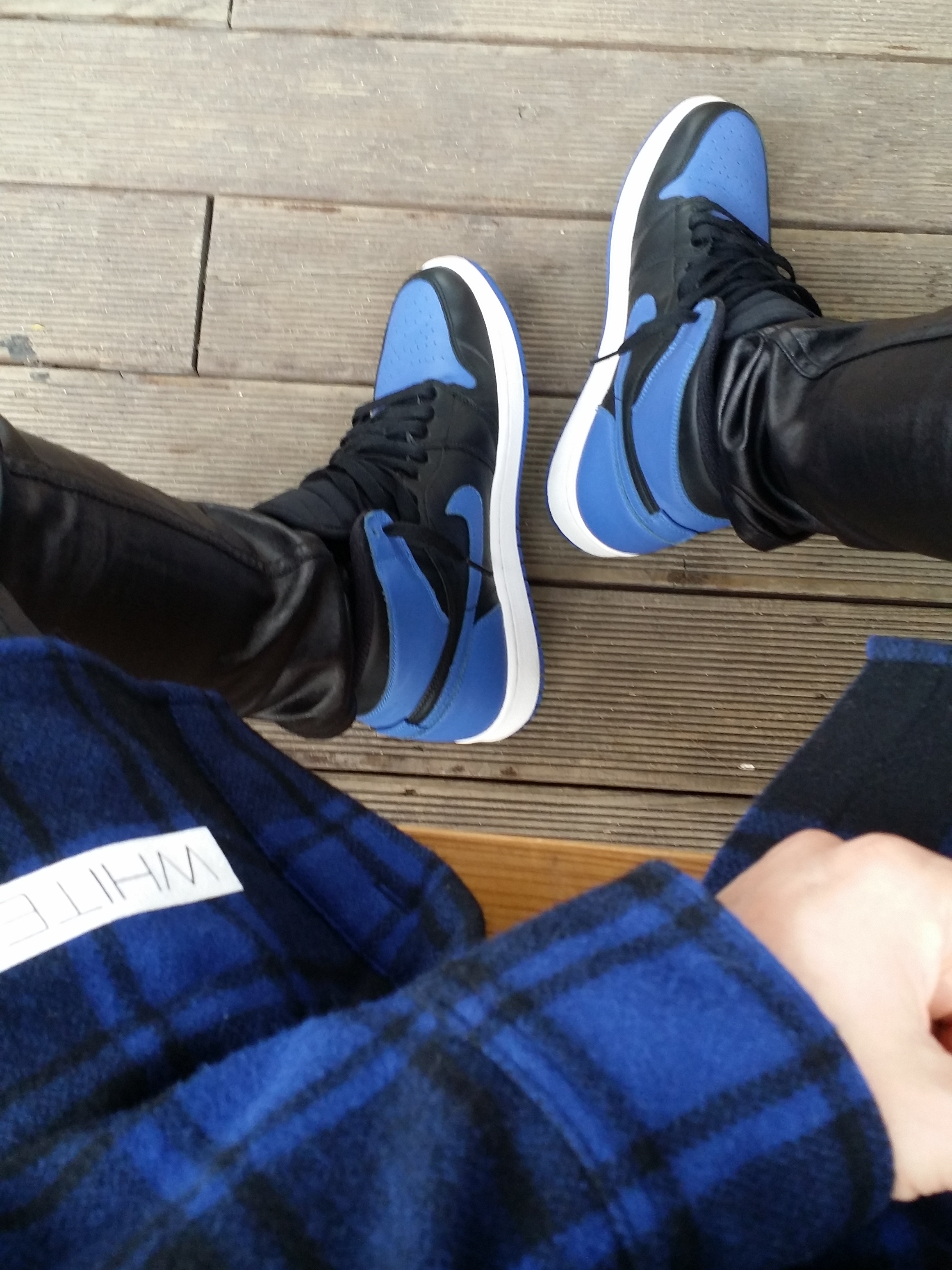 Jordan 1 Retro Black Royal Blue 2013 착용 스타일