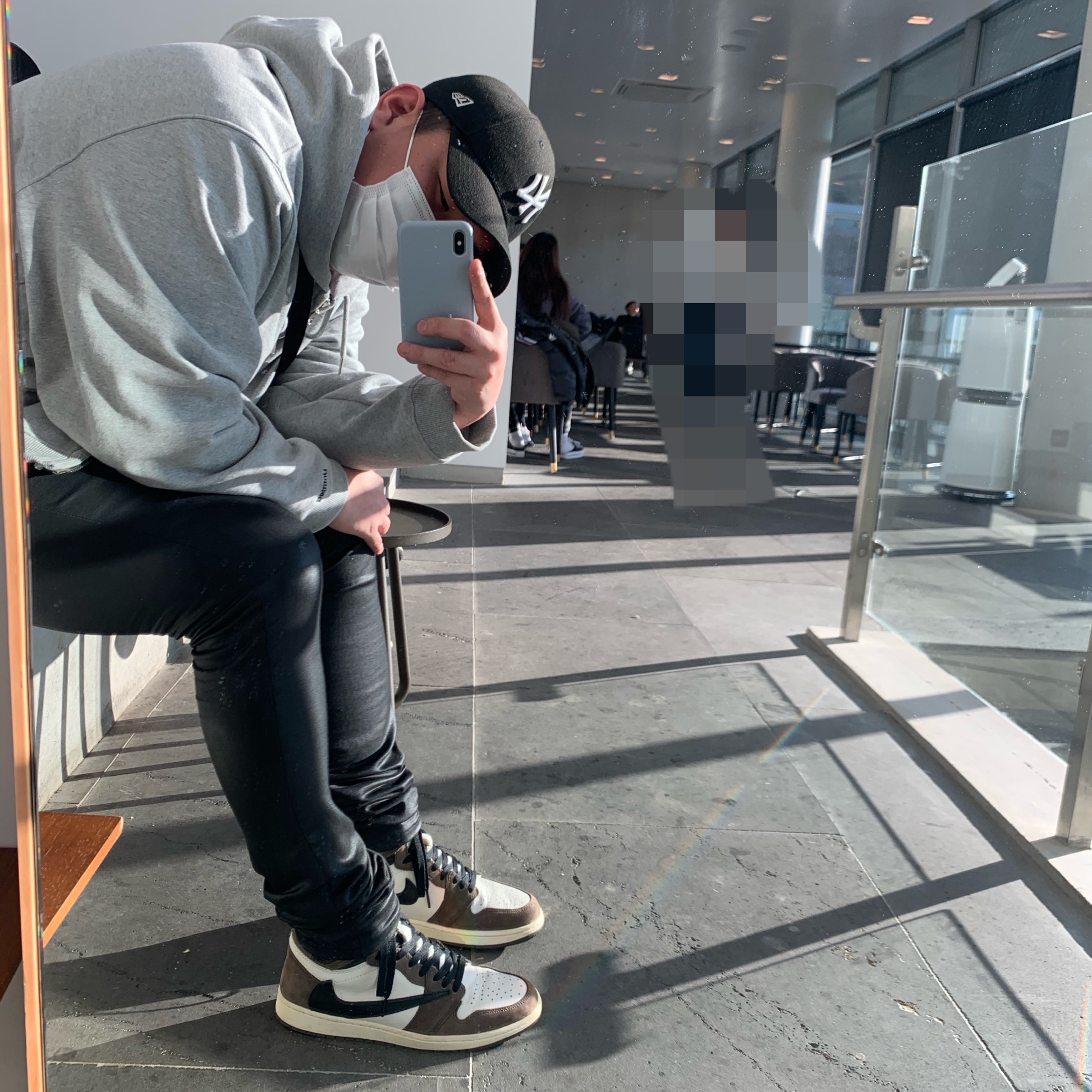 Jordan 1 x Travis Scott Retro High OG SP Mocha 착용 스타일