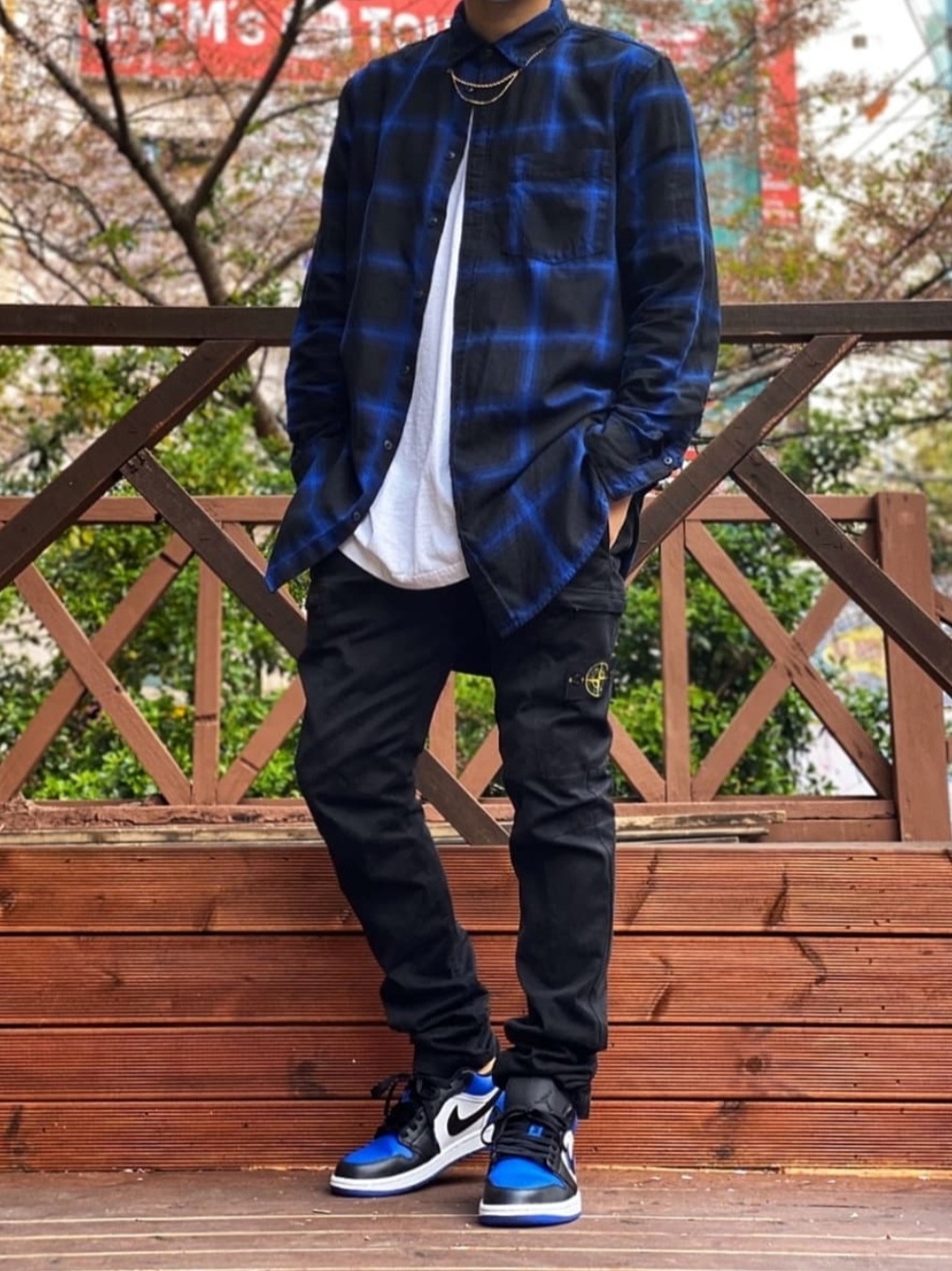 Jordan 1 Low Royal Toe 착용 스타일 - 1