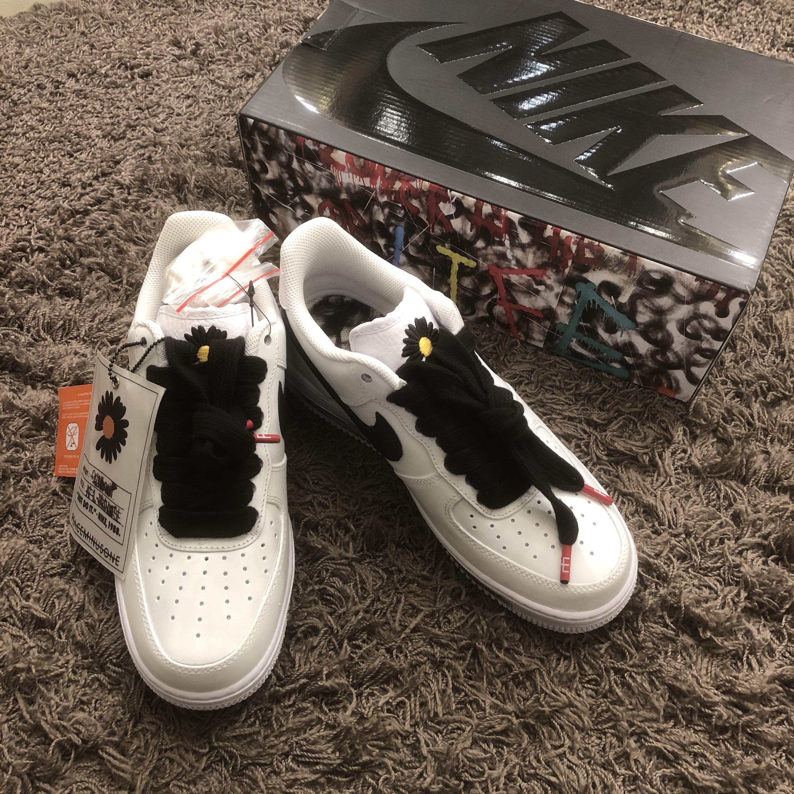 Nike x Peaceminusone Air Force 1 Low Para-Noise 2.0 착용 스타일