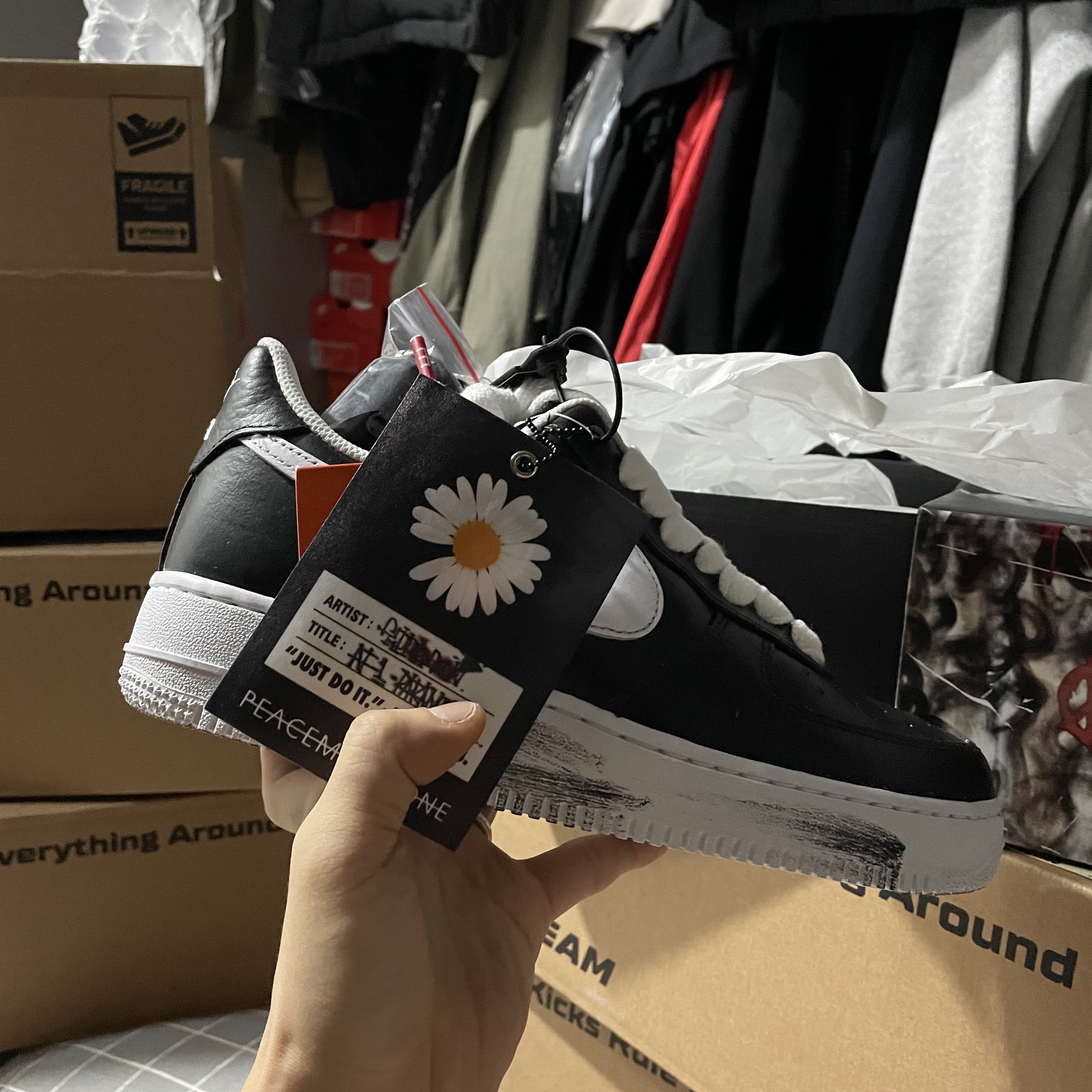Nike x Peaceminusone Air Force 1 Low Para-Noise 착용 스타일
