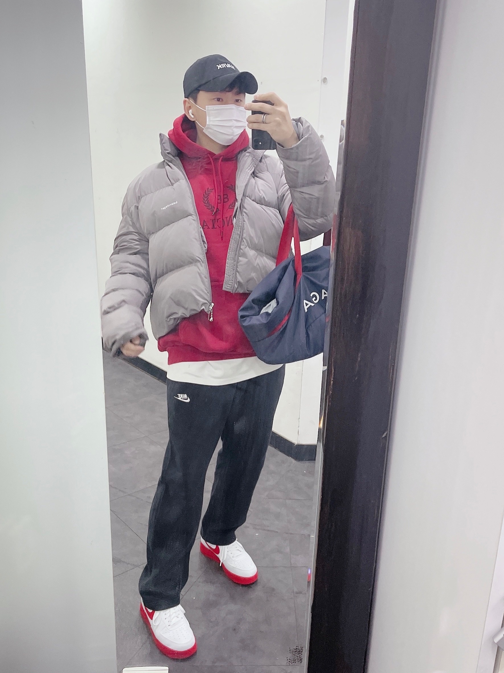 Nike Air Force 1 Low White Red Midsole 착용 스타일