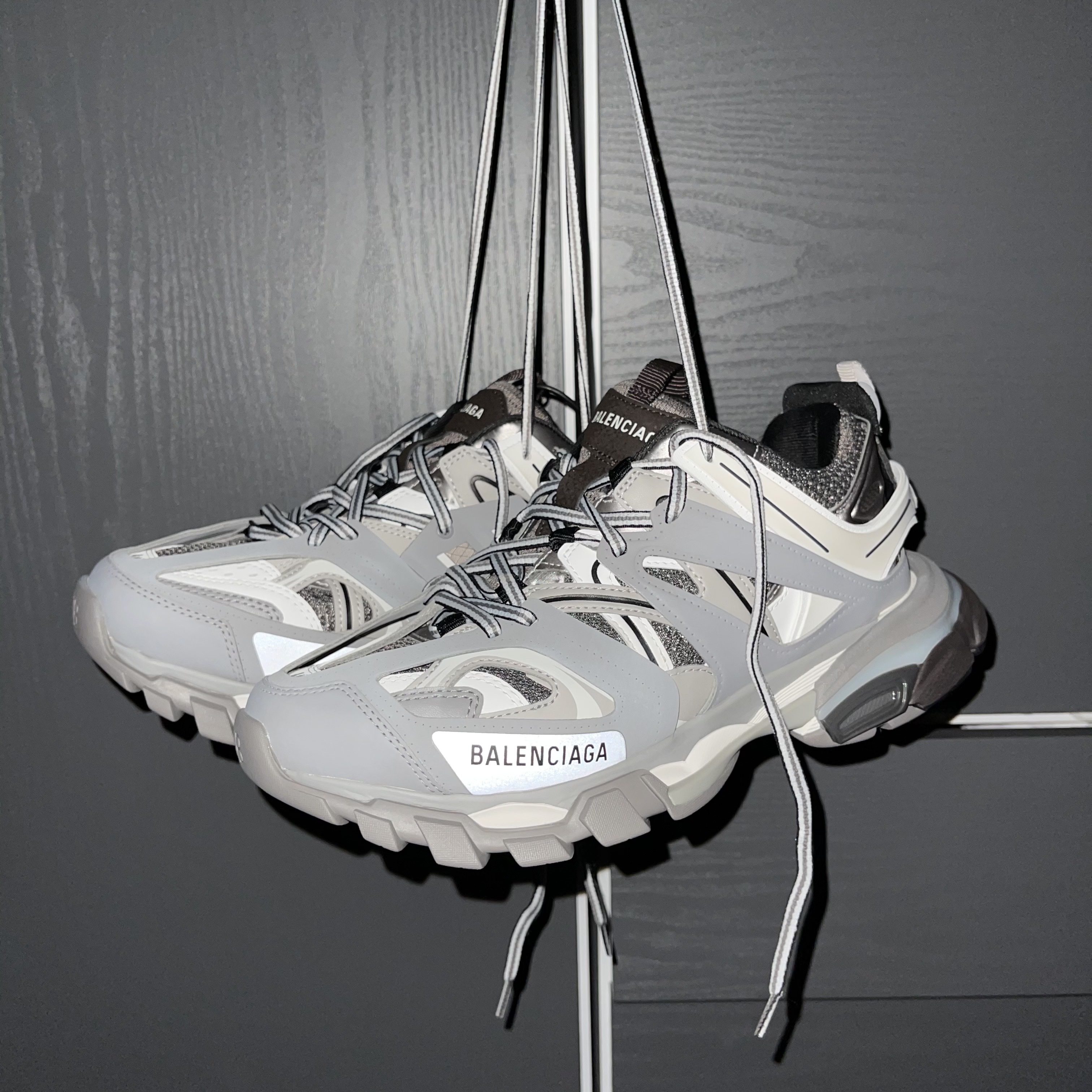 Balenciaga Track Sneakers Grey White 2019 착용 스타일