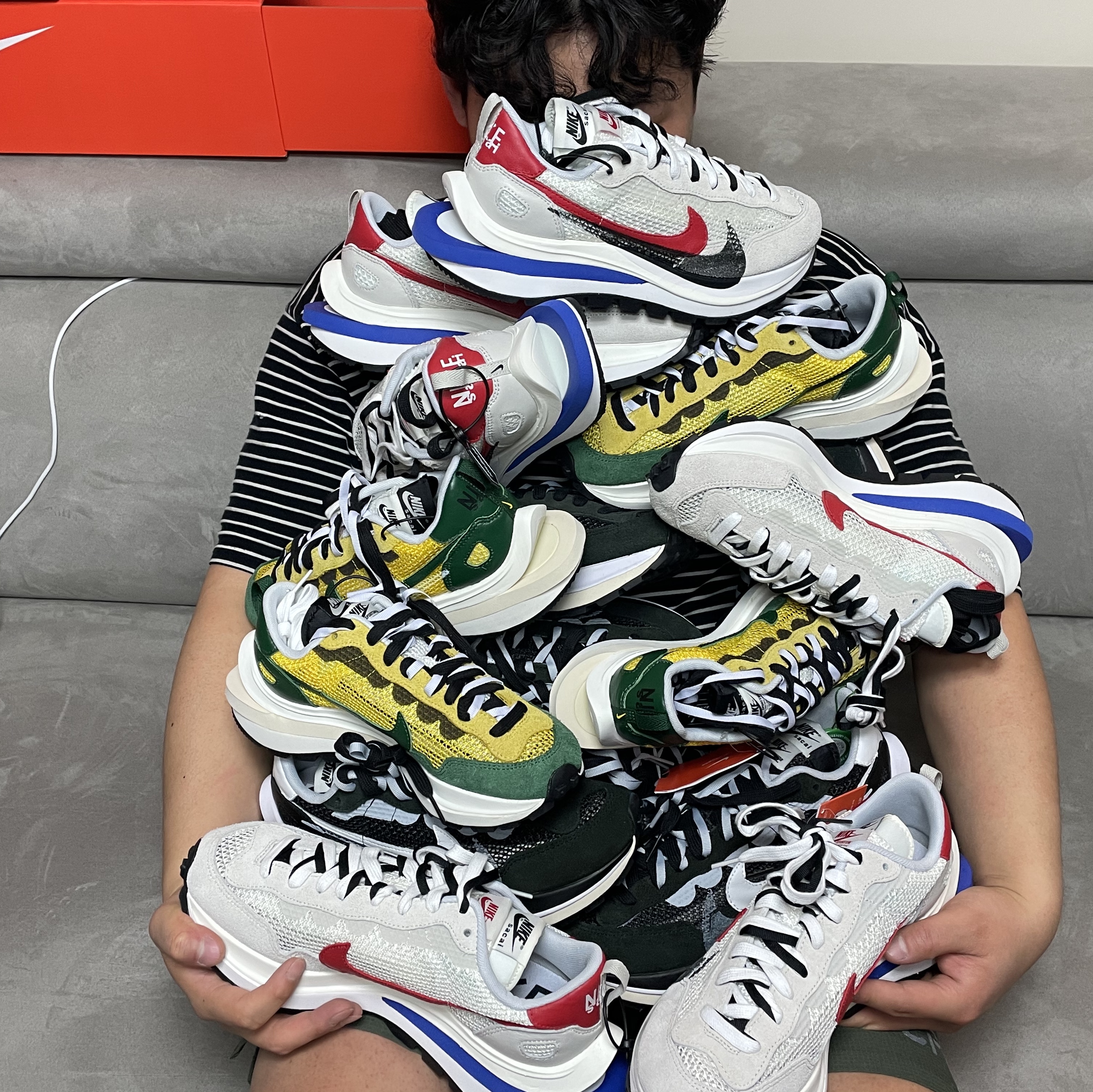 Nike x Sacai VaporWaffle Tour Yellow & Gorge Green Sail, Nike x Sacai VaporWaffle Black White 착용 스타일 - 1