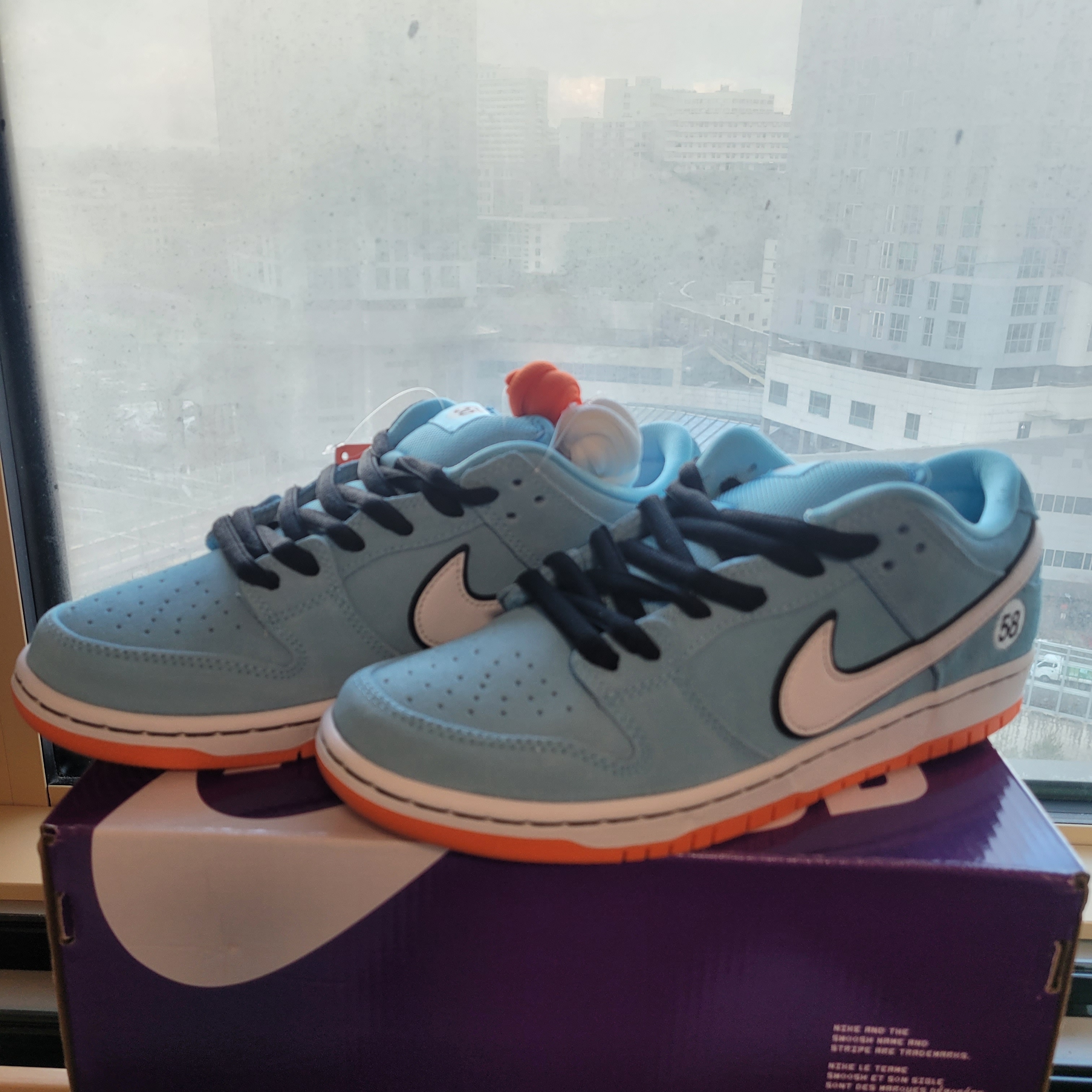 Nike SB Dunk Low Pro Blue Chill 착용 스타일