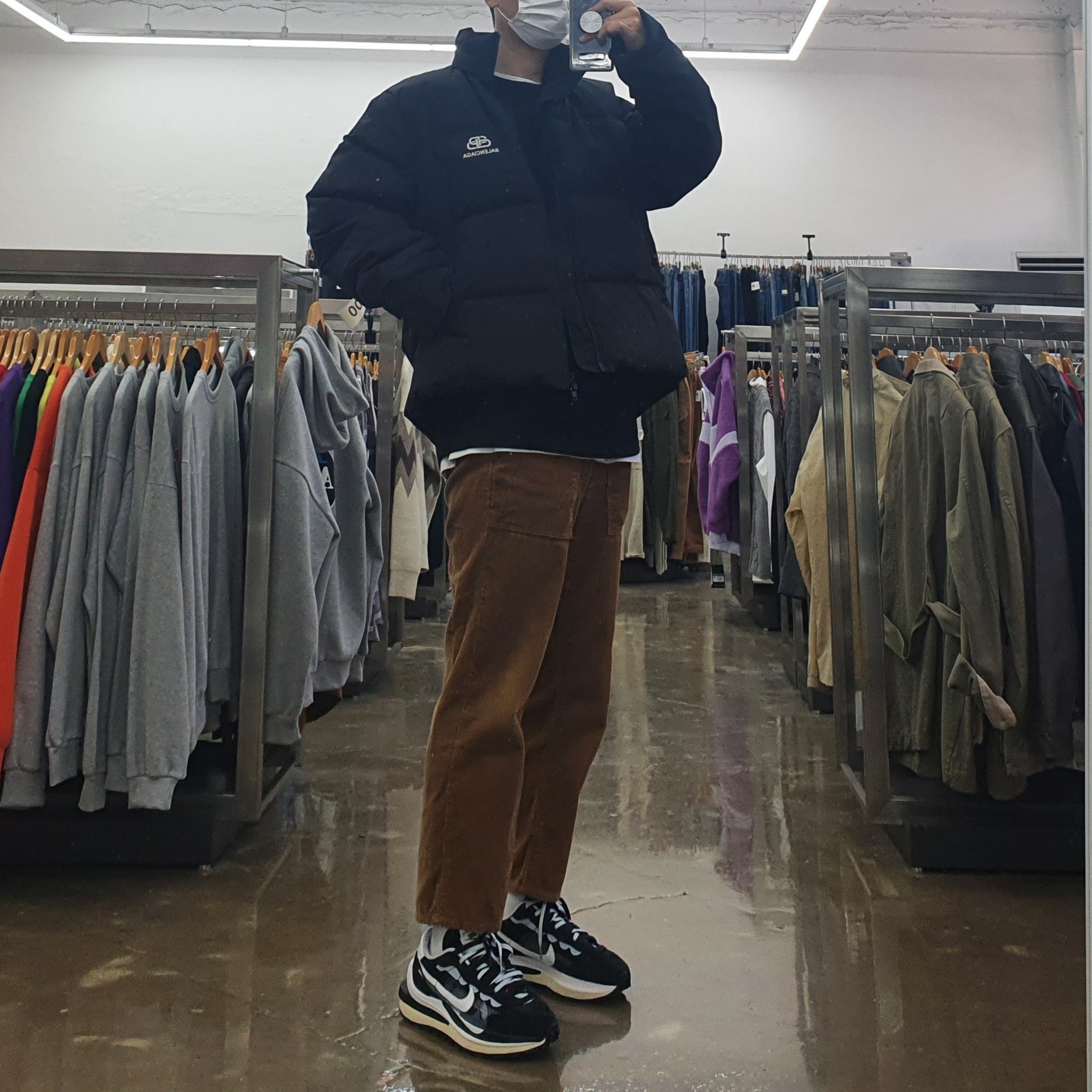 Nike x Sacai VaporWaffle Black White 착용 스타일