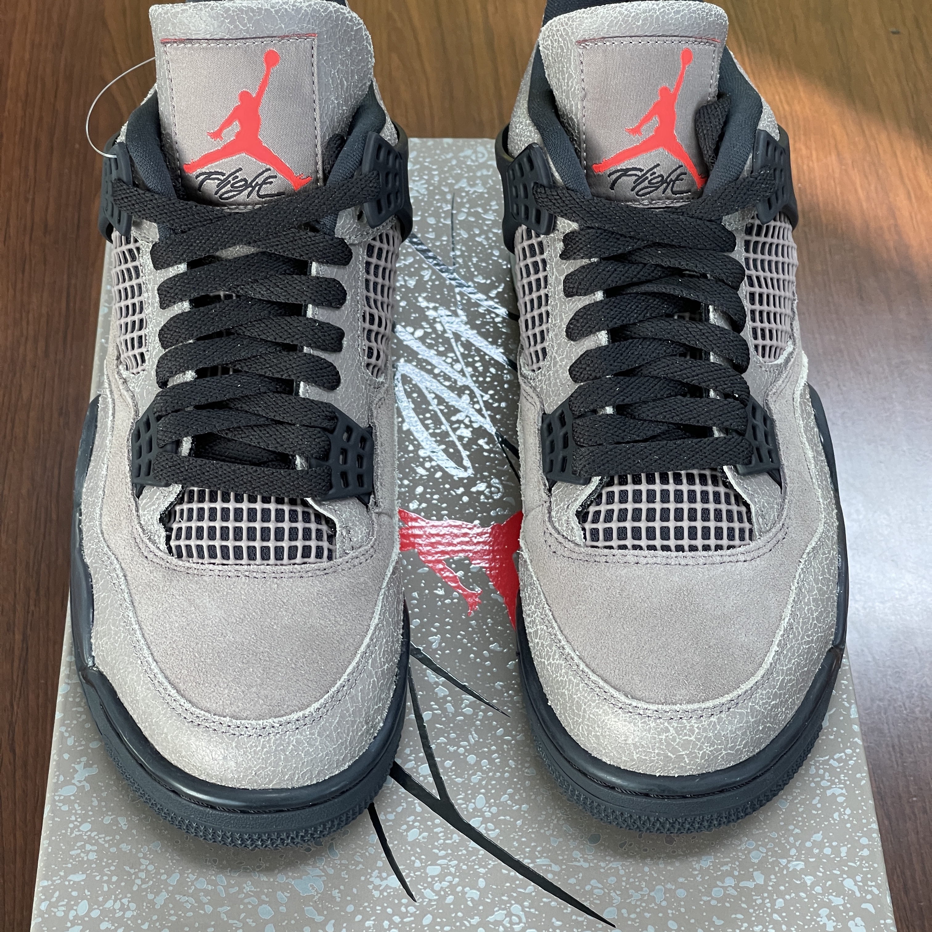Jordan 4 Retro Taupe Haze 착용 스타일 - 3
