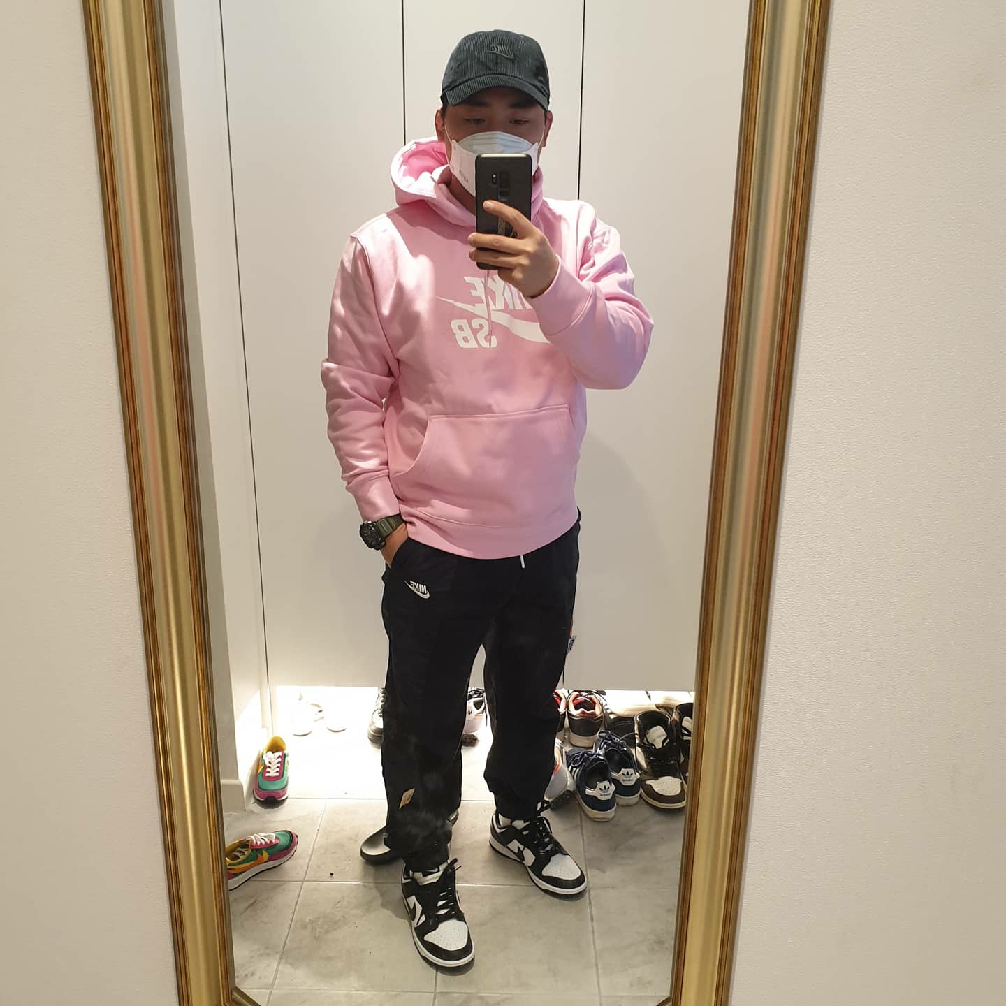 Nike Dunk Low Retro Black 착용 스타일