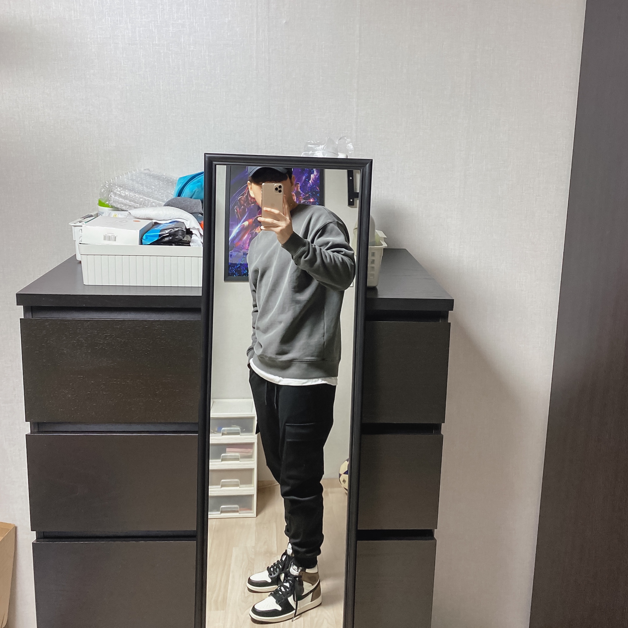 Jordan 1 Retro High OG Black Mocha 착용 스타일