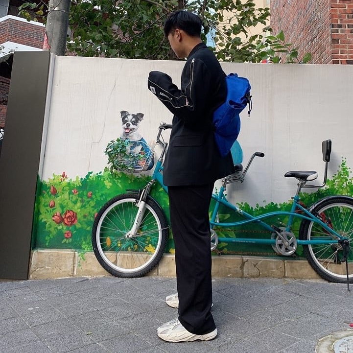 Adidas Yeezy Boost 700 V2 Static 2018 착용 스타일