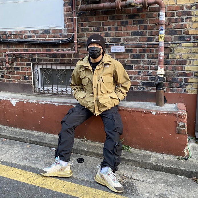 Nike x Stussy Cuff Beanie Black, Supreme x The North Face Cargo Jacket Gold - 20SS 착용 스타일