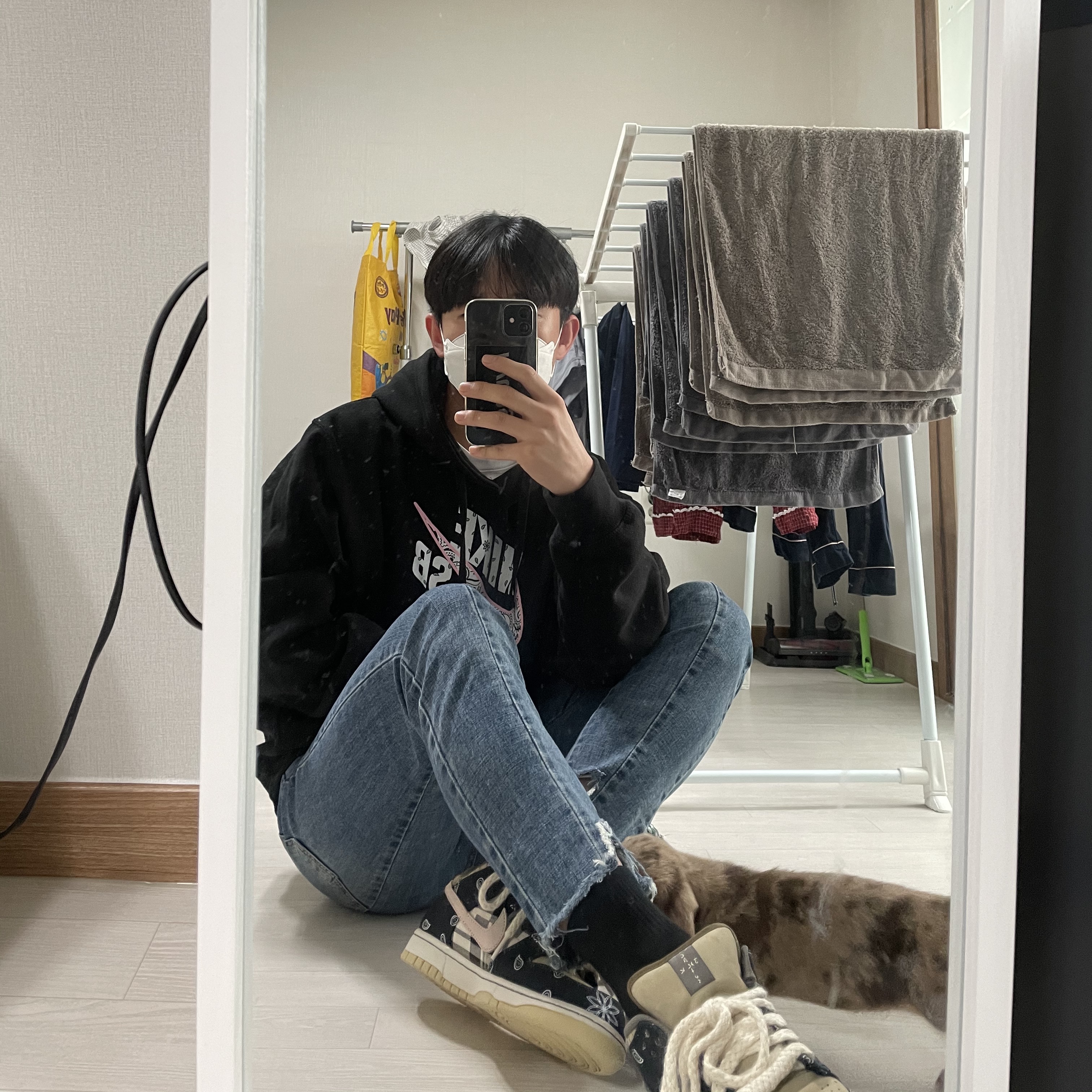 Nike x Travis Scott SB Dunk Low 착용 스타일