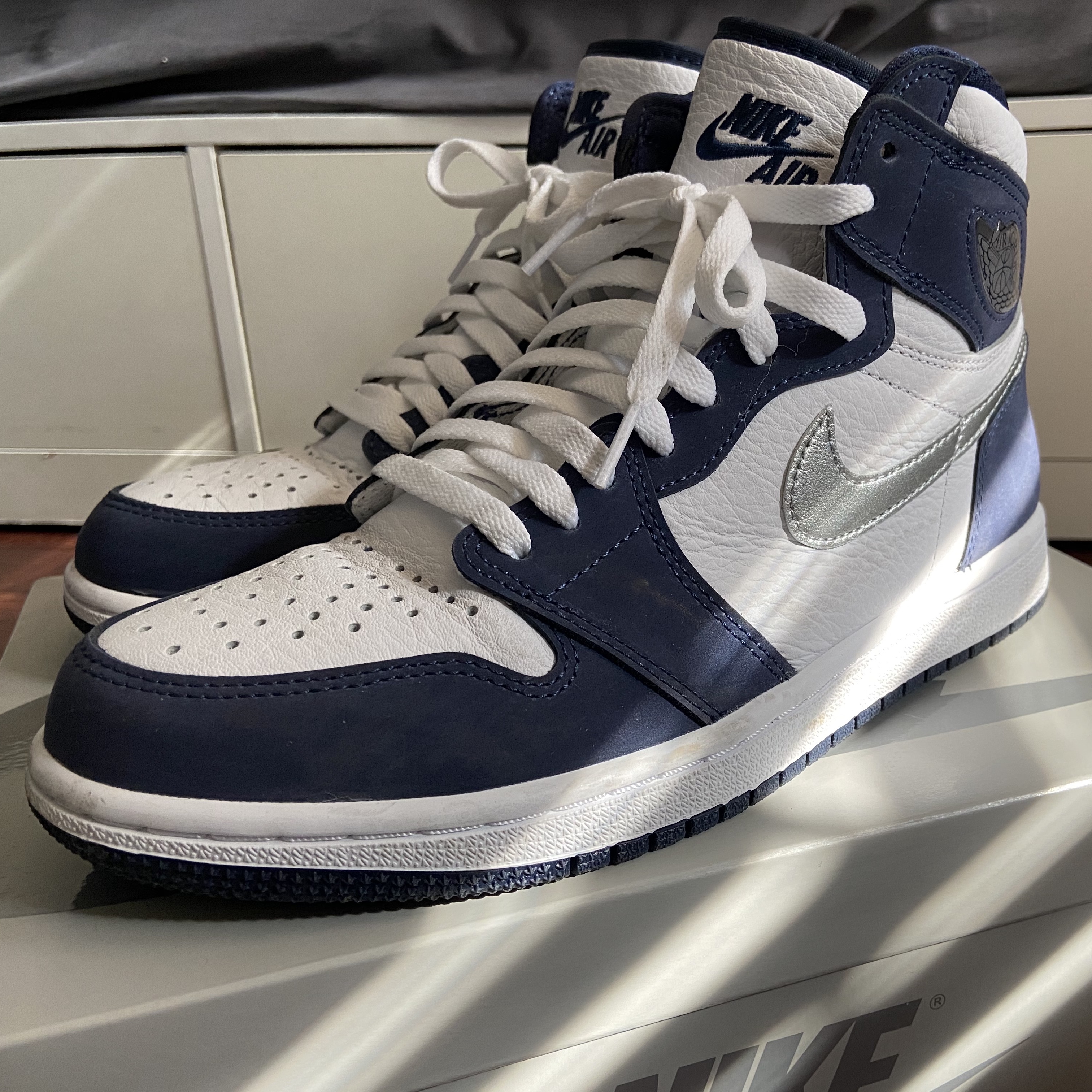 Jordan 1 Retro High OG CO.JP Midnight Navy 착용 스타일