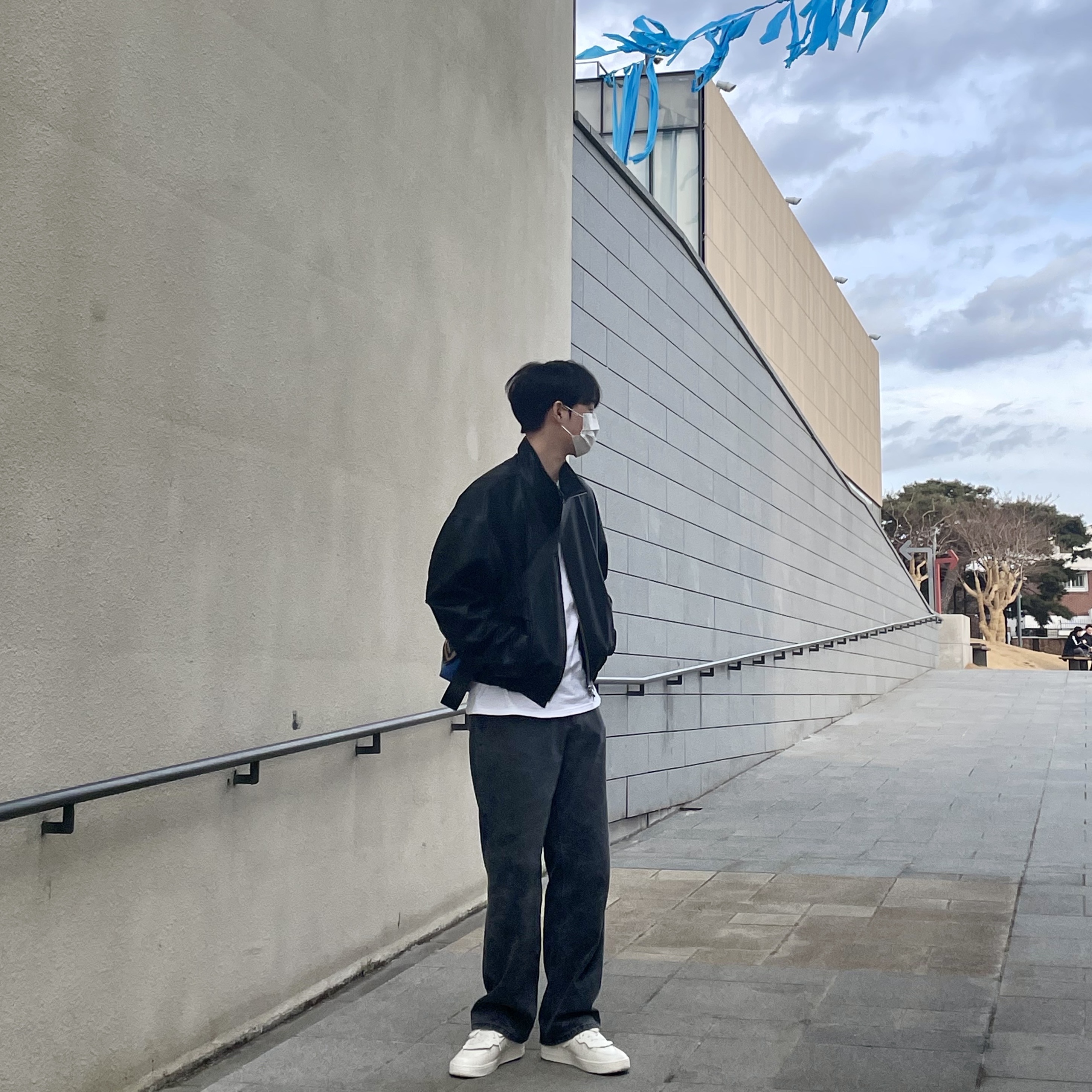 Nike x Comme des Garcons Homme Plus Air Force Mid White 착용 스타일