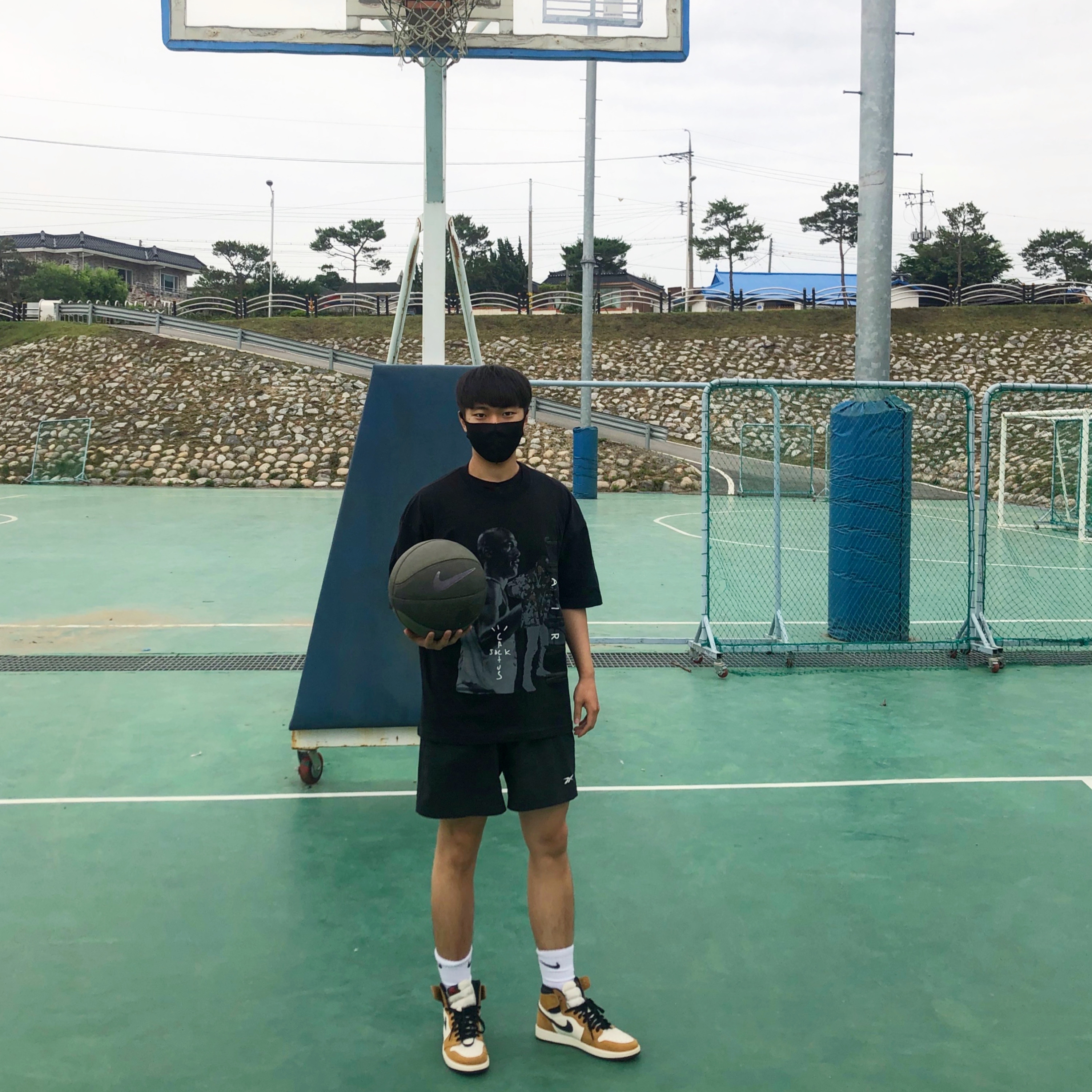 Jordan 1 Retro High Rookie of the Year 착용 스타일