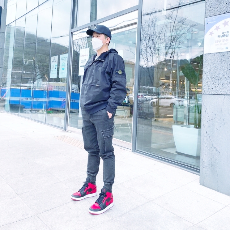 Jordan 1 Mid Bred Banned 2020 착용 스타일