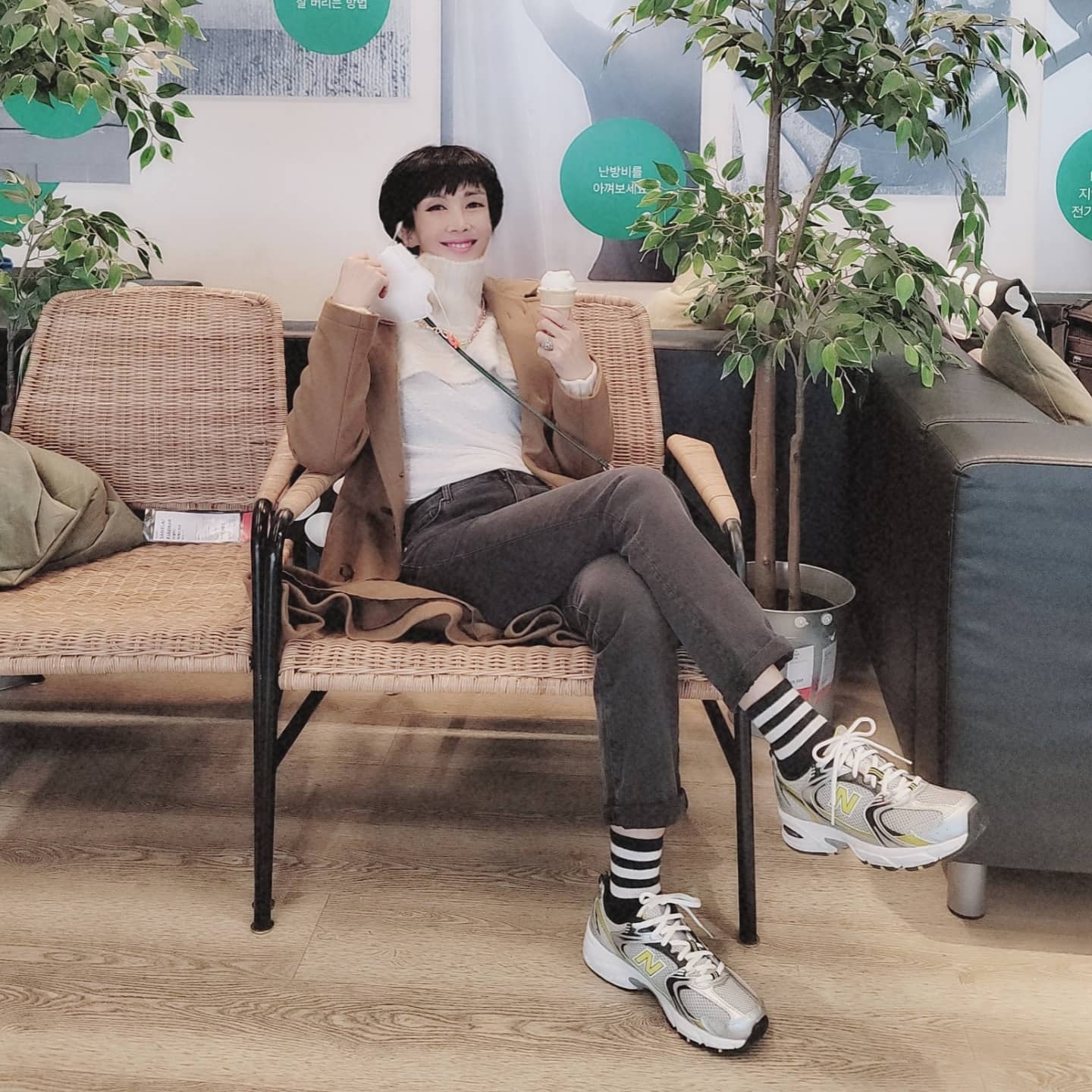 New Balance 530 Silver 착용 스타일 - 3