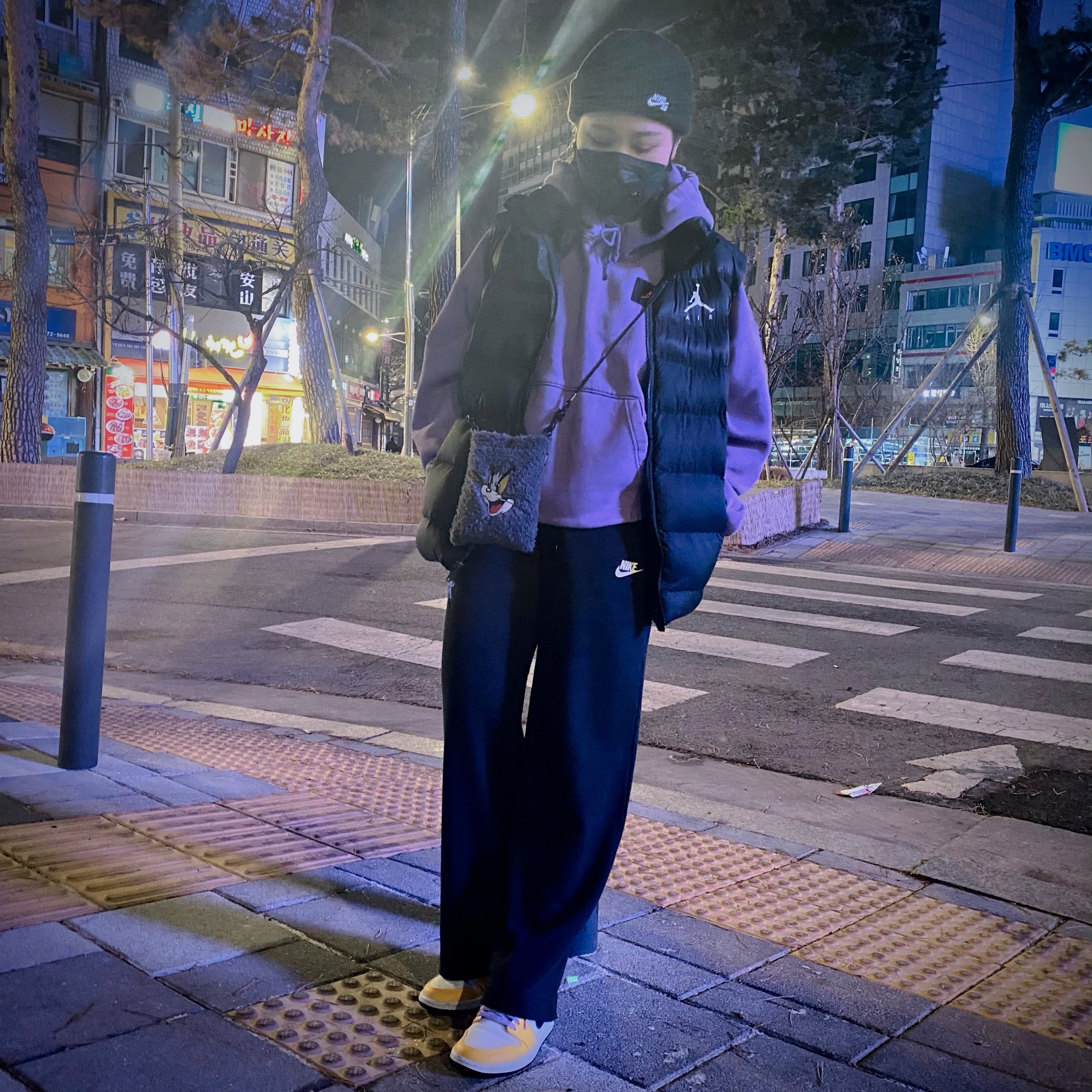 (W) Jordan 1 Low SE Laser Orange 착용 스타일 - 1