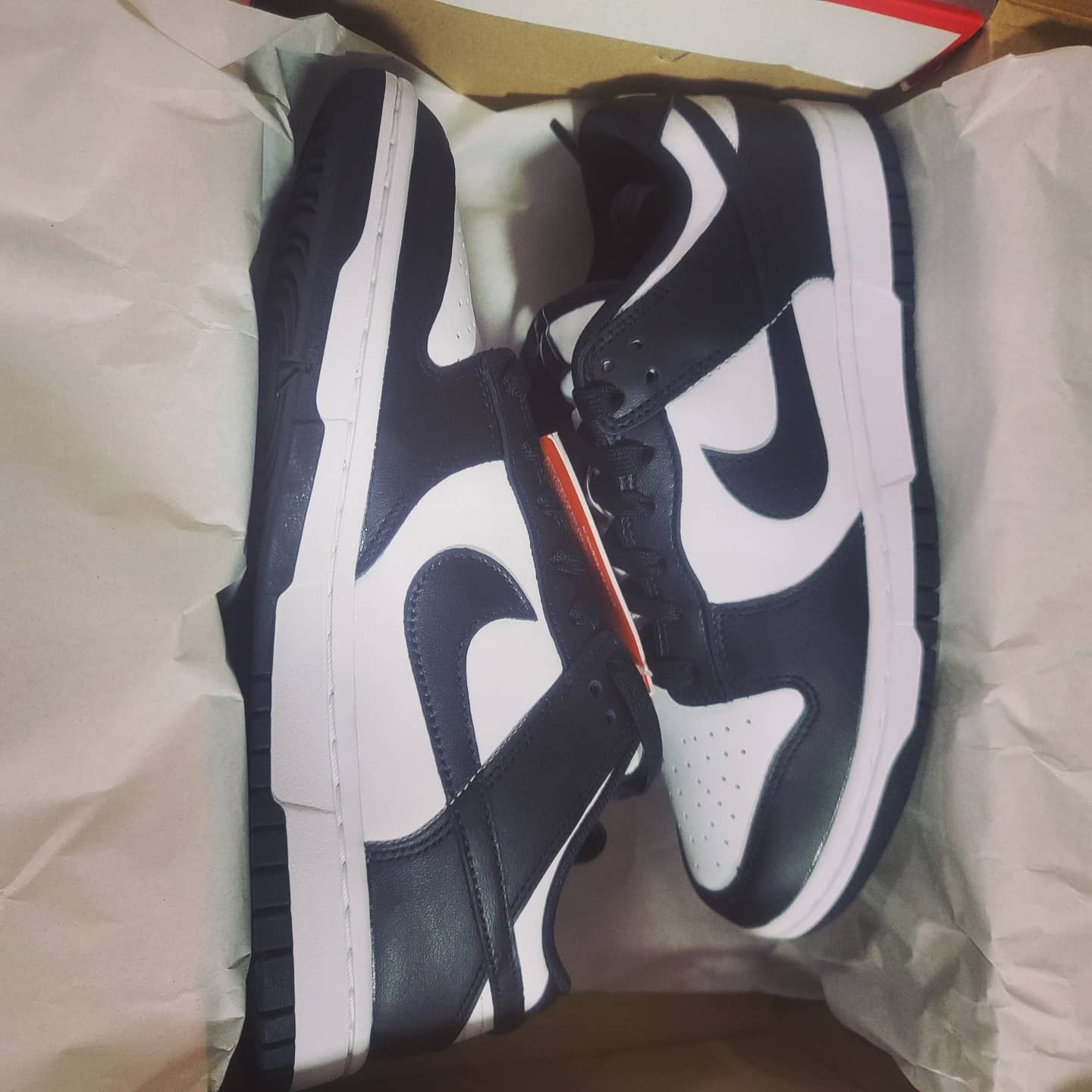 Nike Dunk Low Retro Black 착용 스타일 - 1