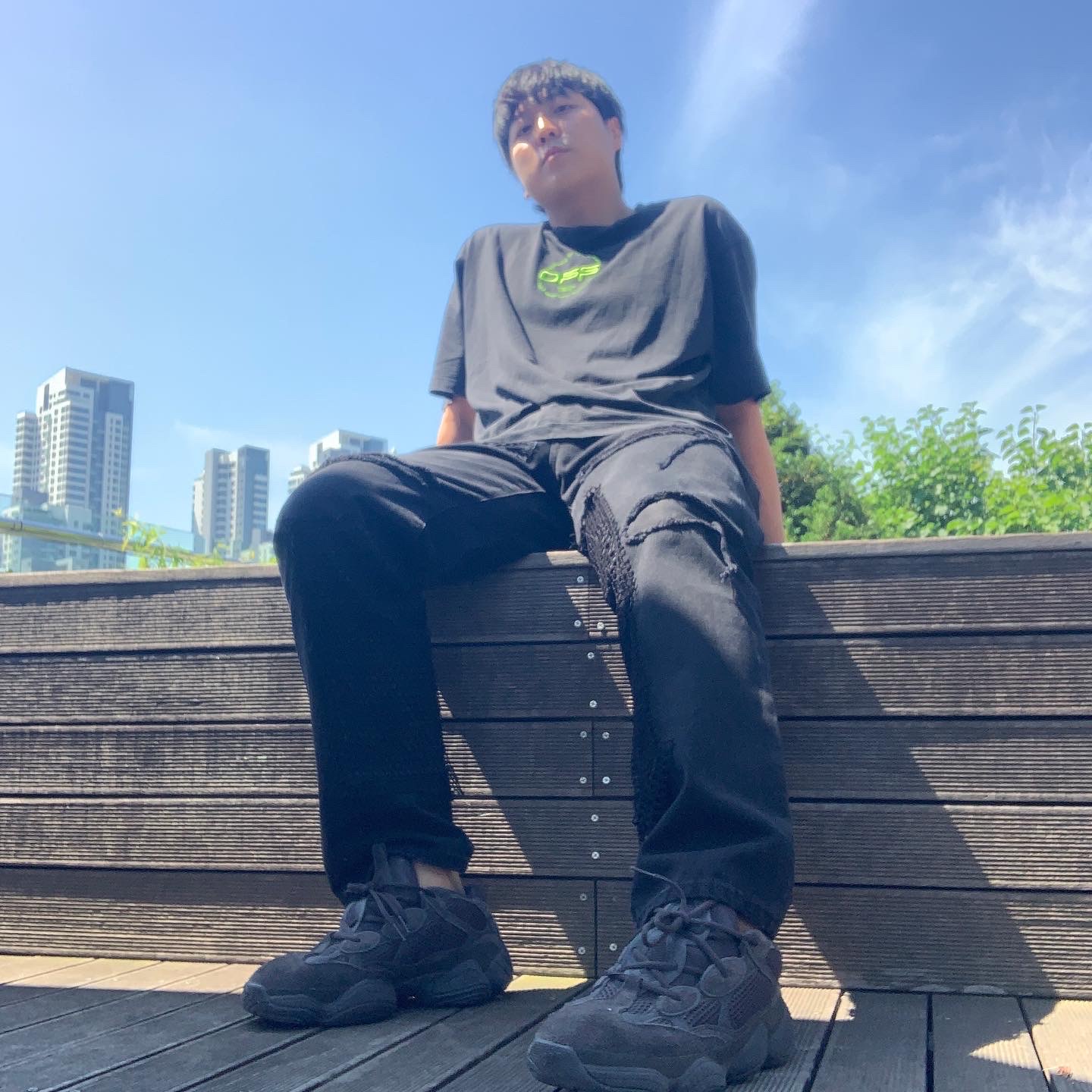 Adidas Yeezy 500 Utility Black 2018/2020 착용 스타일
