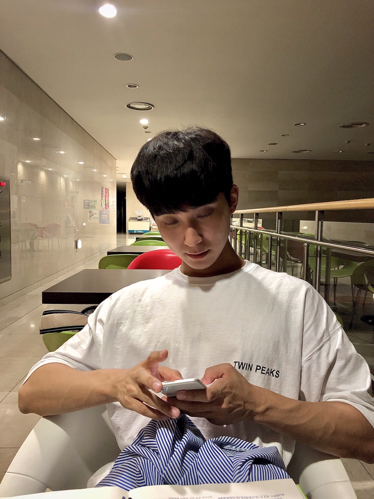 KREAM 프로필 이미지