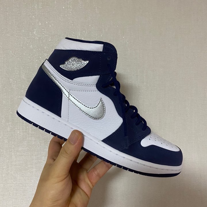 Jordan 1 Retro High OG CO.JP Midnight Navy 착용 스타일 - 1