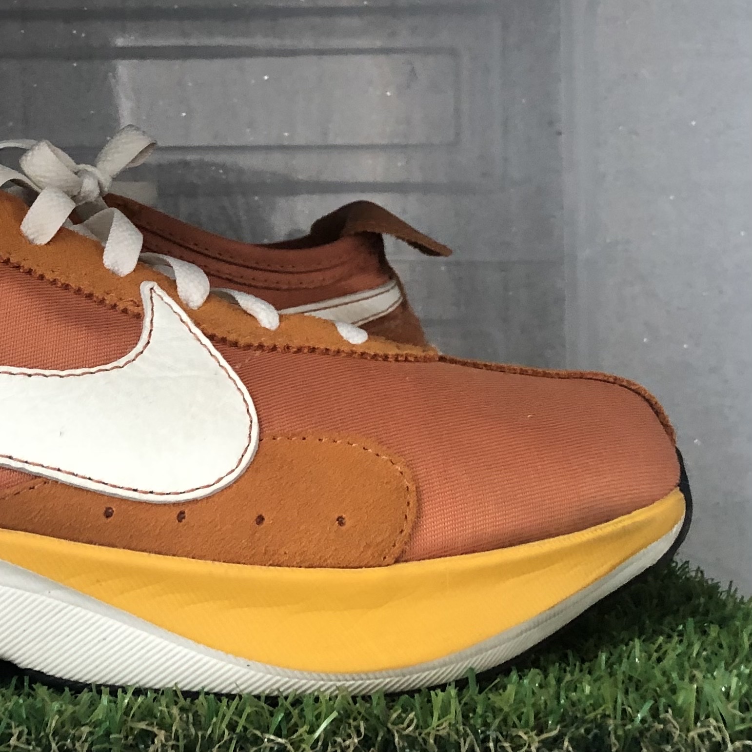 Nike Moon Racer Monarch 착용 스타일 - 3