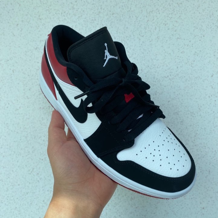 Jordan 1 Low Black Toe 착용 스타일 - 2