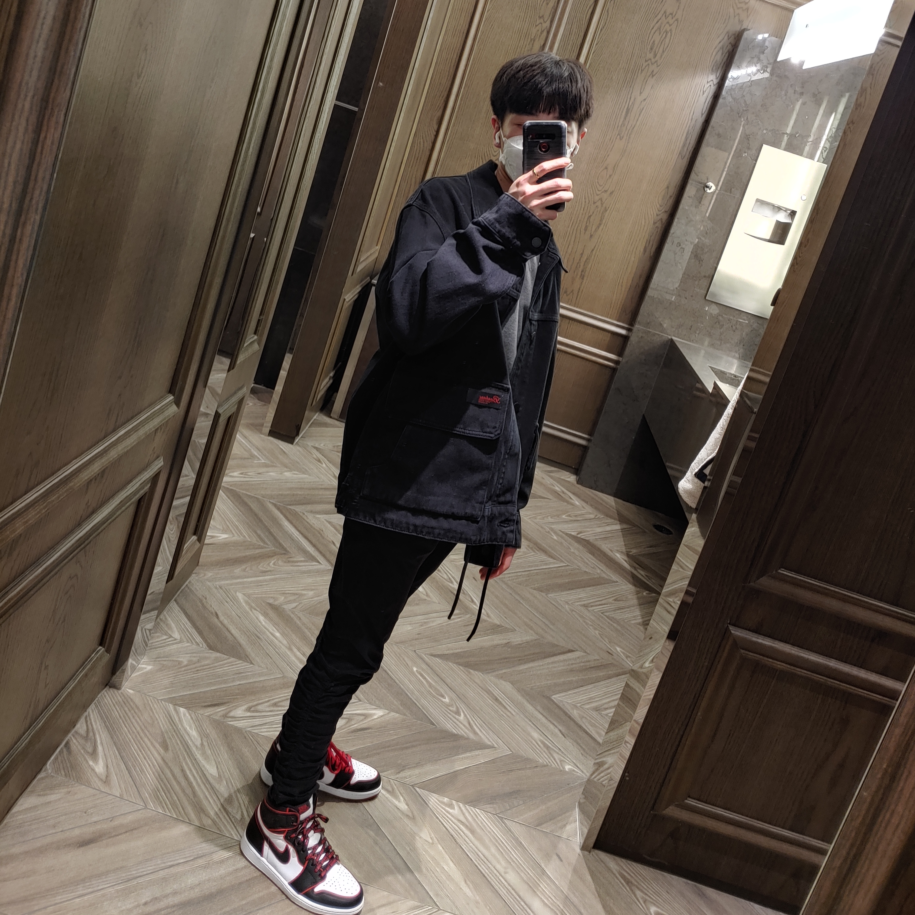 Jordan 1 Retro High OG Bloodline 착용 스타일