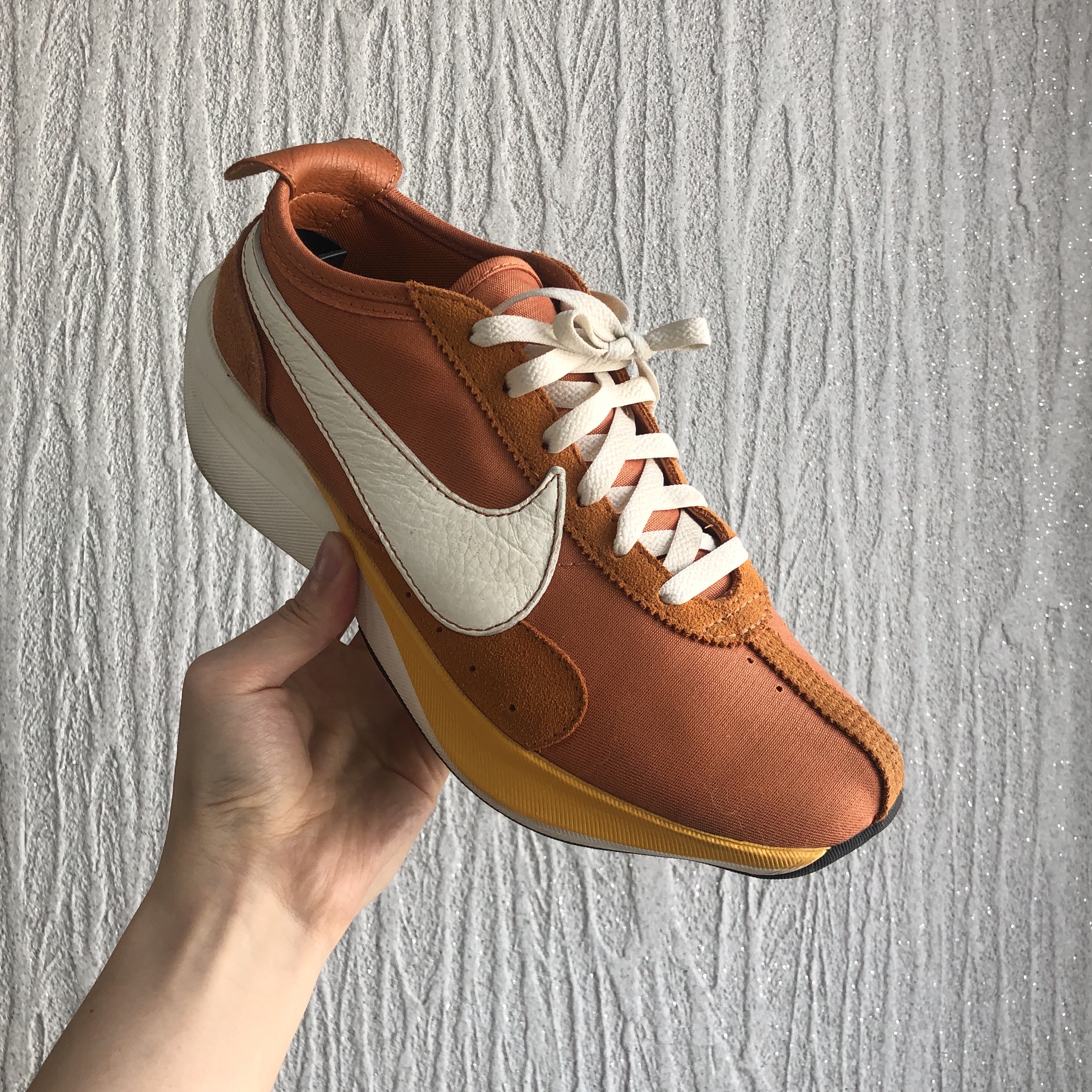 Nike Moon Racer Monarch 착용 스타일 - 2
