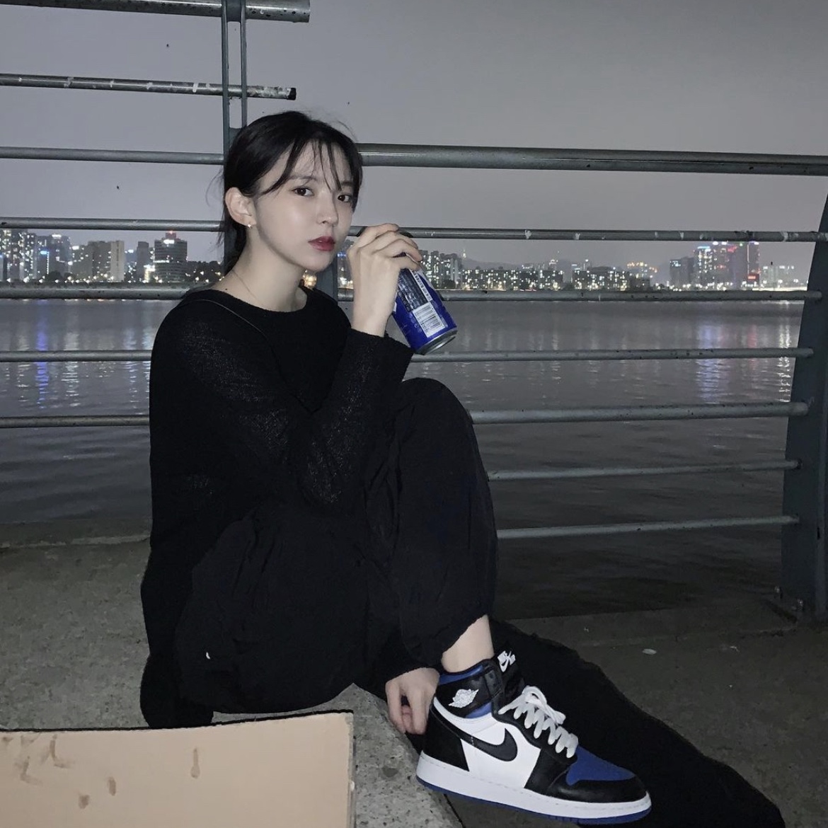 (GS) Jordan 1 Retro High OG Royal Toe, Jordan 1 Retro High OG Royal Toe 착용 스타일