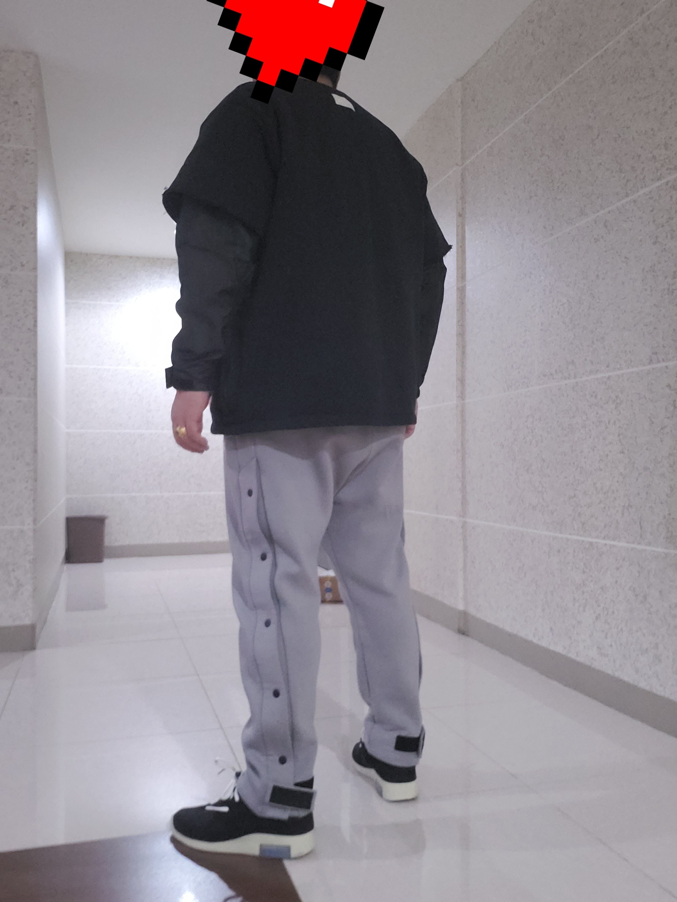 Nike x Fear of God Air Fear of God Raid Black 착용 스타일