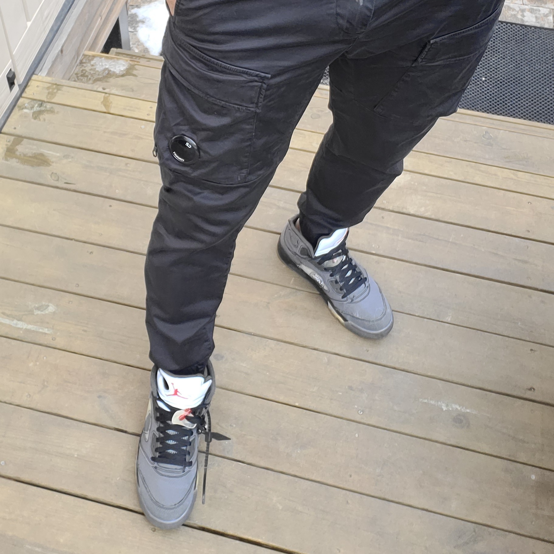 Jordan 5 x Off-White Retro SP Black Muslin 착용 스타일 - 1