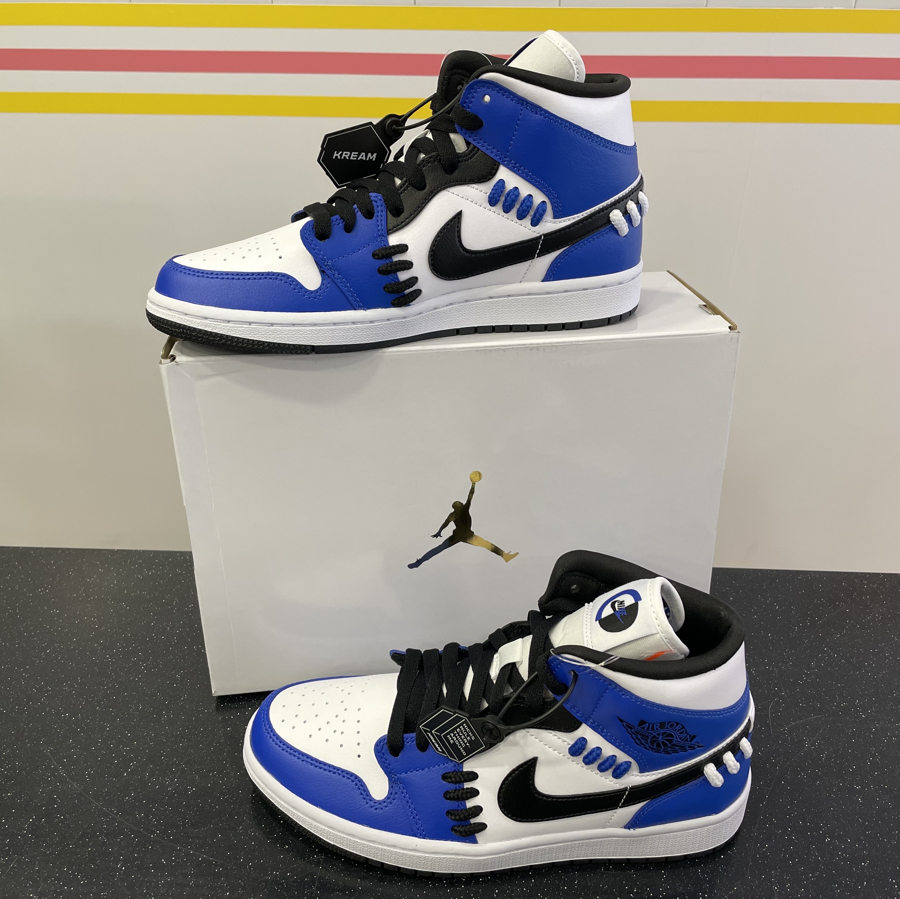 (W) Jordan 1 Mid SE Sisterhood 착용 스타일