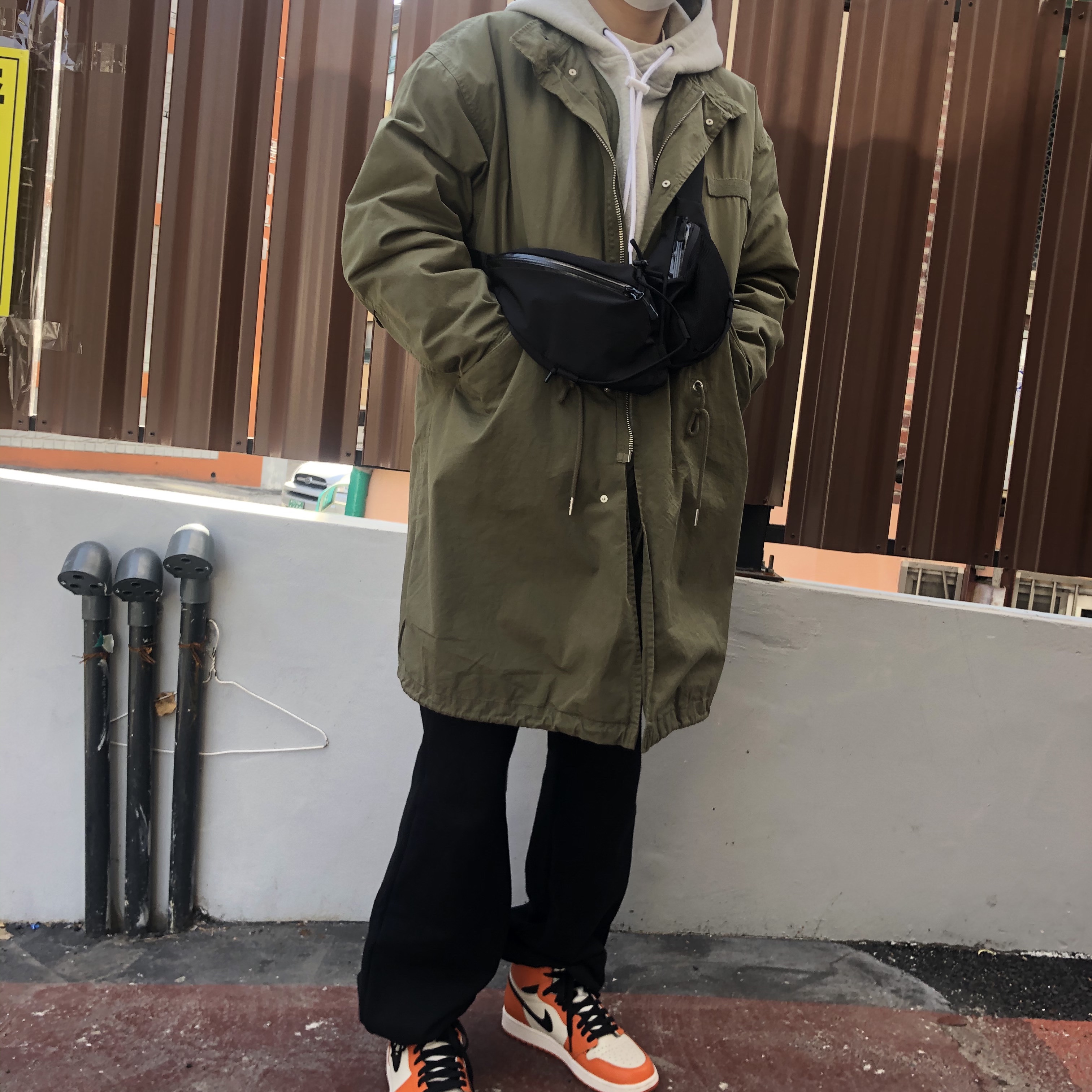 Nike M NRG Hoodie Grey Heather, Jordan 1 Retro High OG Reverse Shattered Backboard 착용 스타일