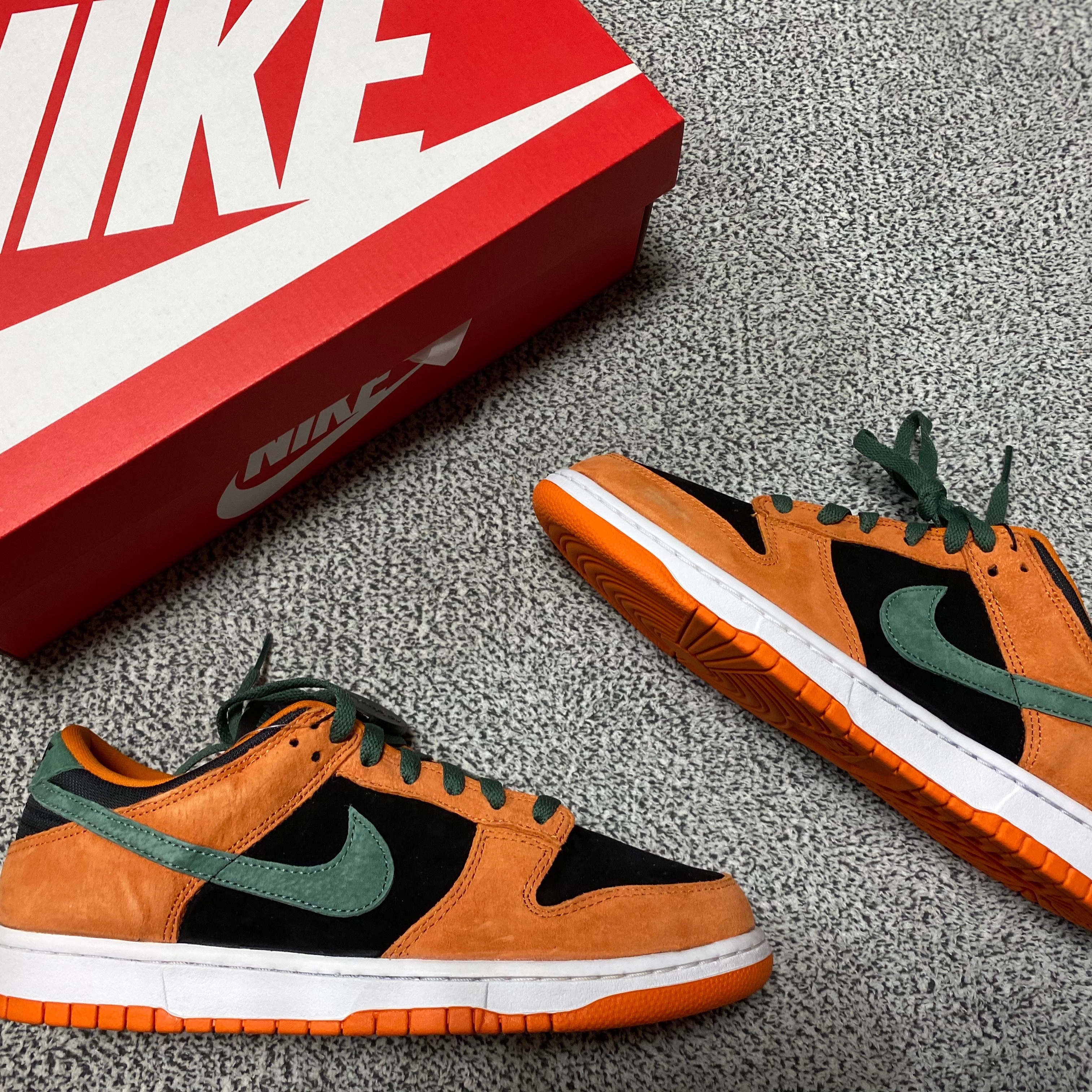Nike Dunk Low SP Ceramic 착용 스타일