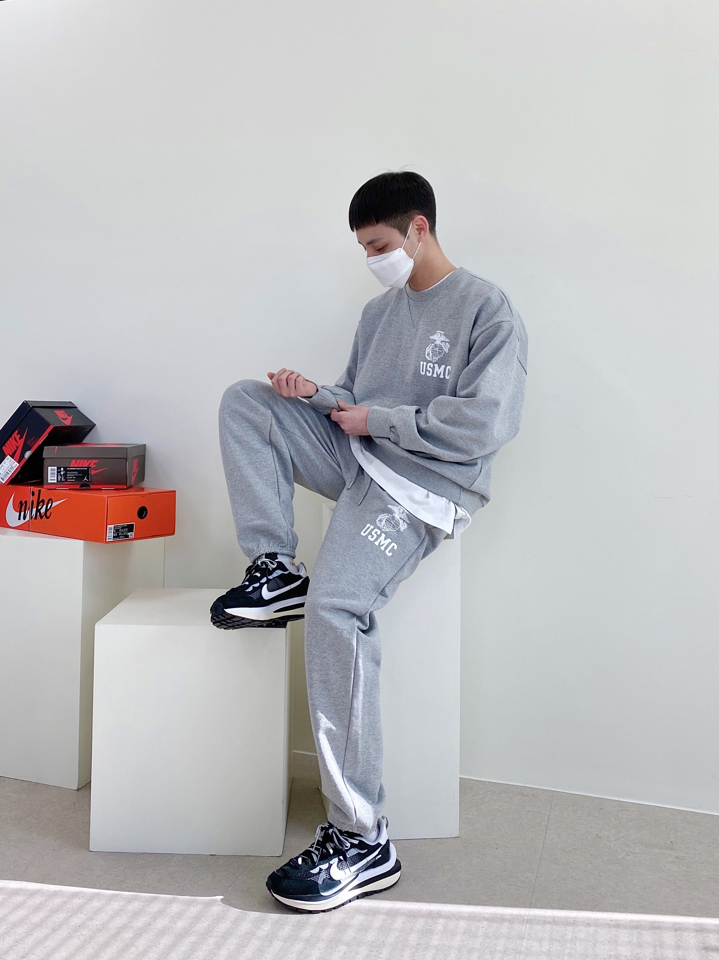 Nike x Sacai VaporWaffle Black White 착용 스타일