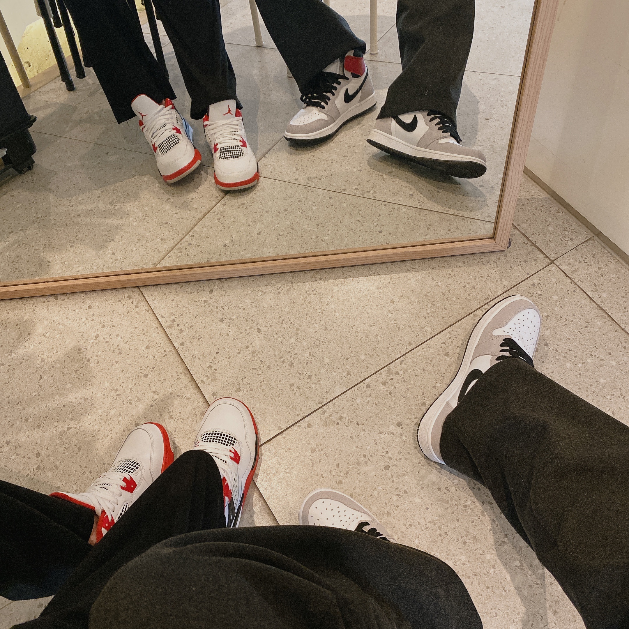 (PS) Jordan 4 Retro OG Fire Red 2020, Jordan 4 Retro OG Fire Red 2020 착용 스타일