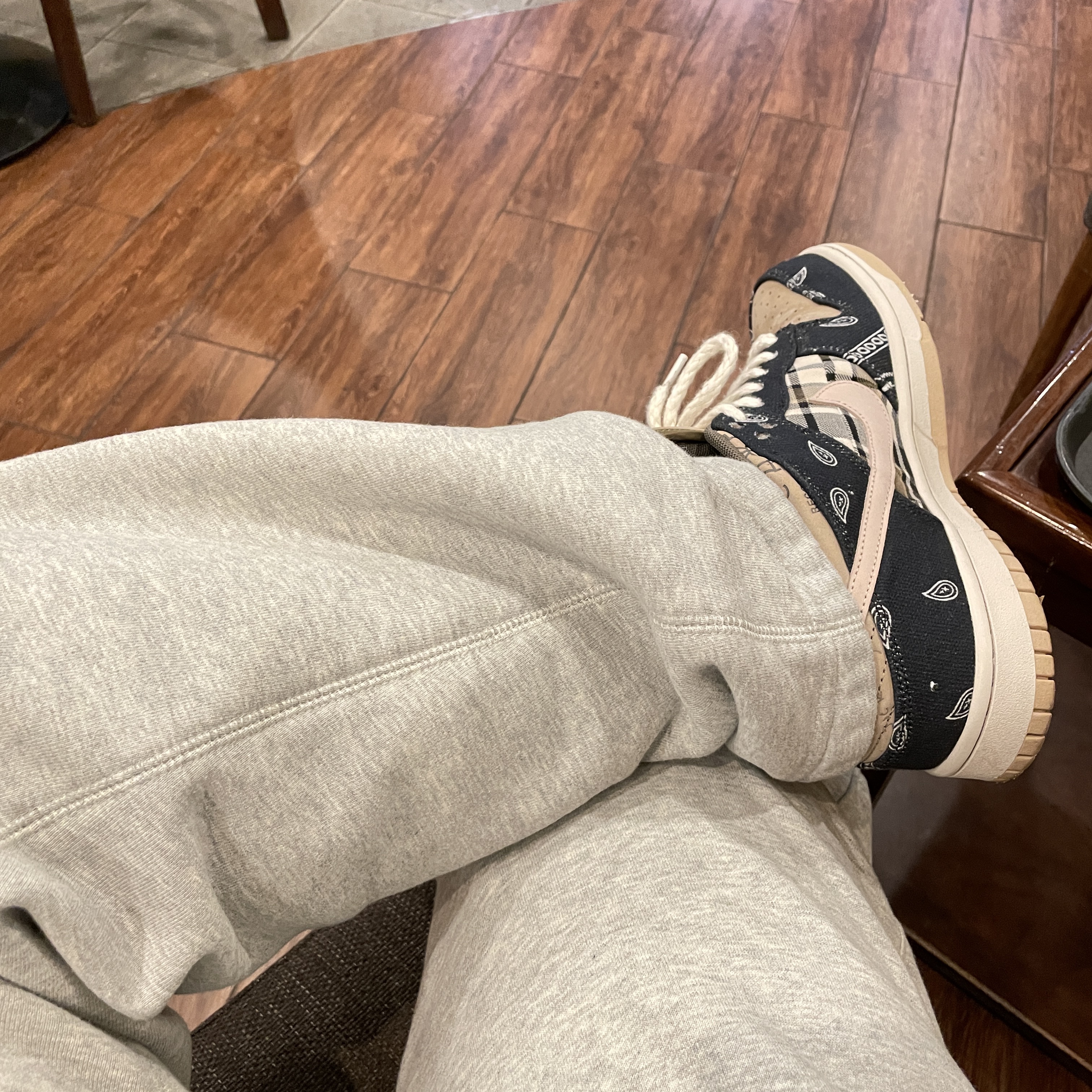 Nike x Travis Scott SB Dunk Low 착용 스타일