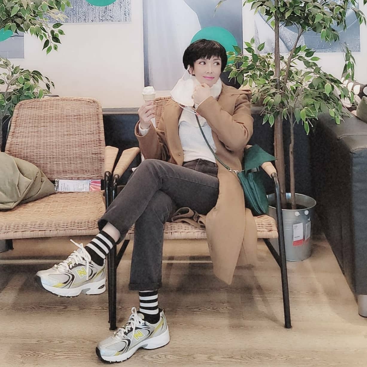 New Balance 530 Silver 착용 스타일 - 2